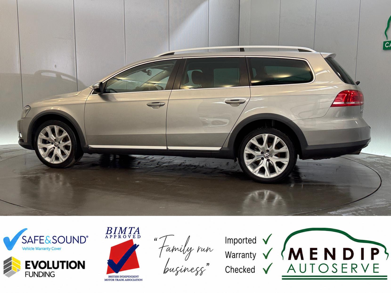 Volkswagen Passat view 12