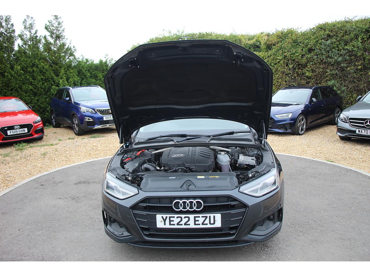 Audi A4 view 37