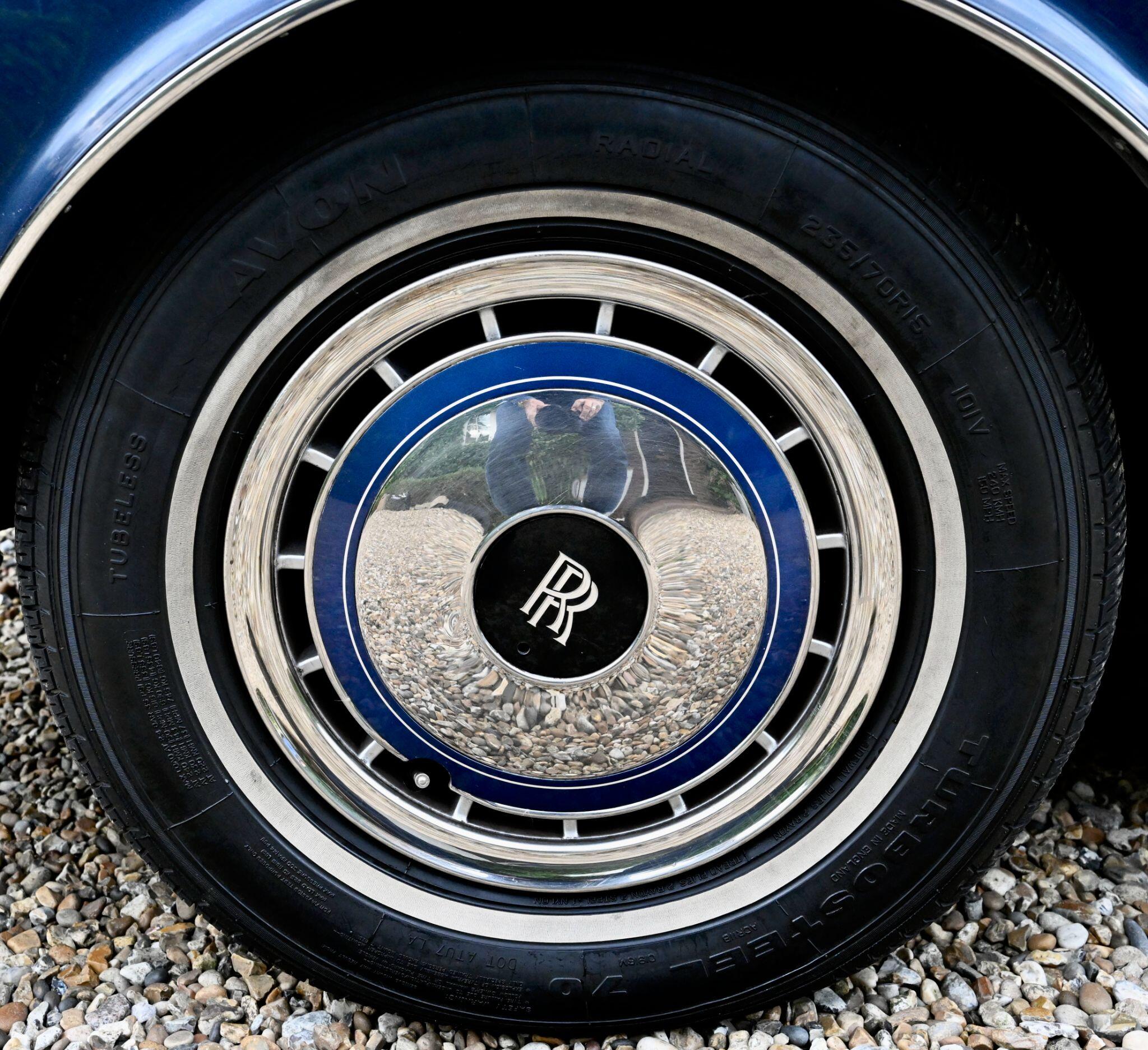 Rolls-Royce Corniche view 48