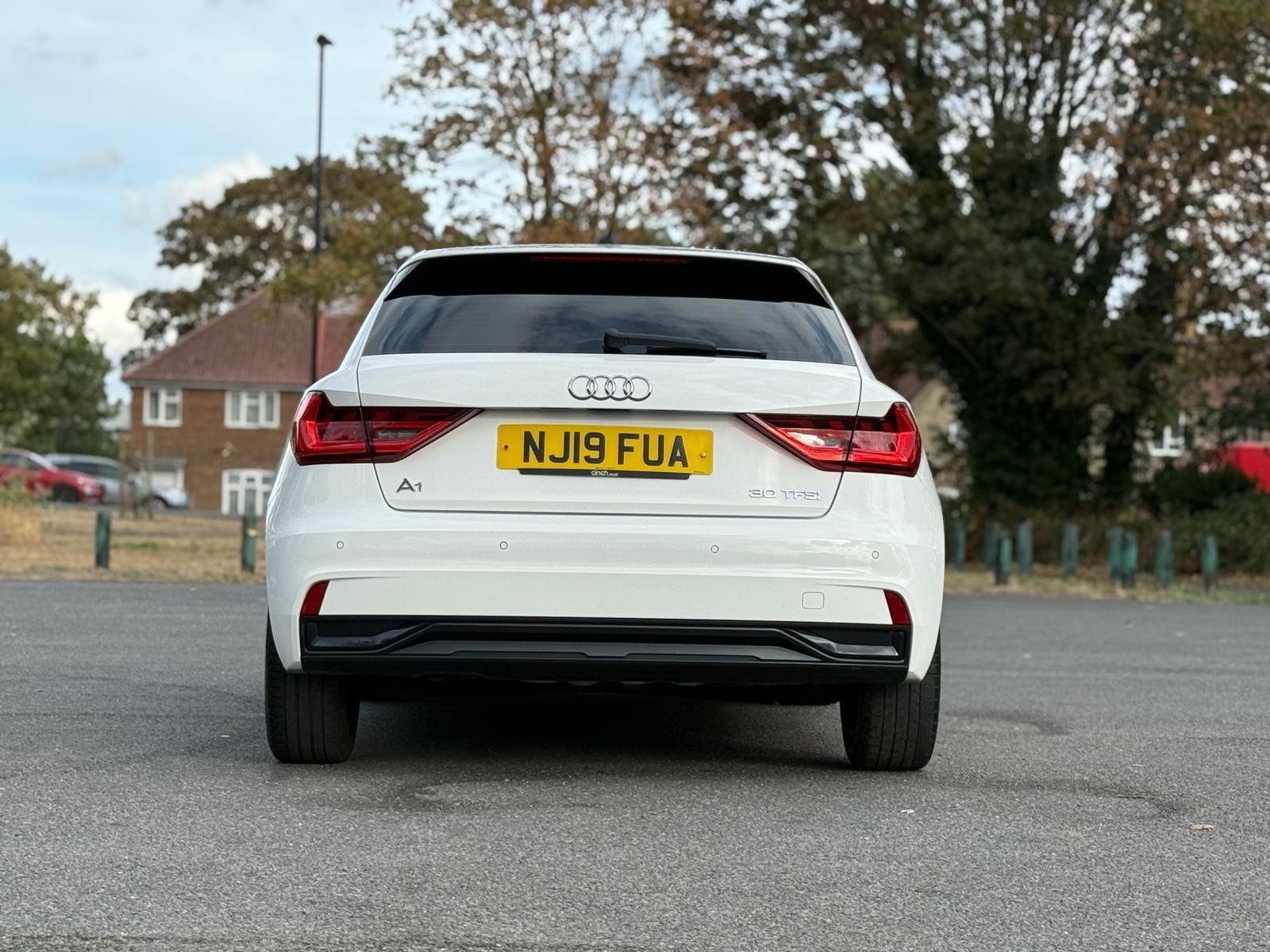 Audi A1 view 13