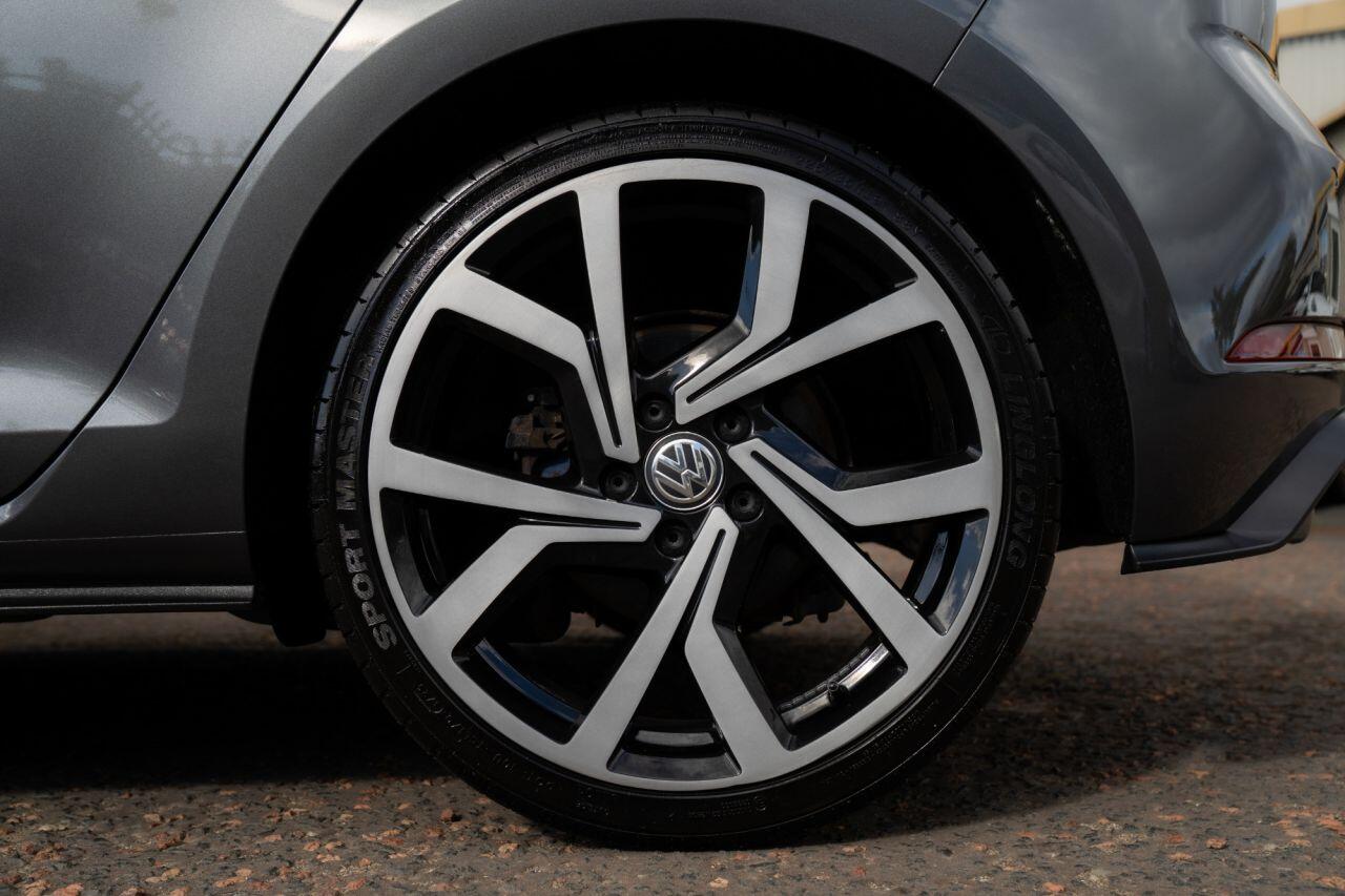 Volkswagen Golf view 37