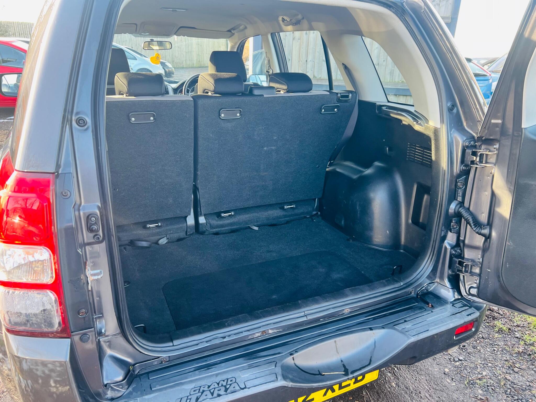 2012 Suzuki Grand Vitara 1.9 DDiS SZ-T 4WD Euro 5 5dr • 72,057 miles image 21