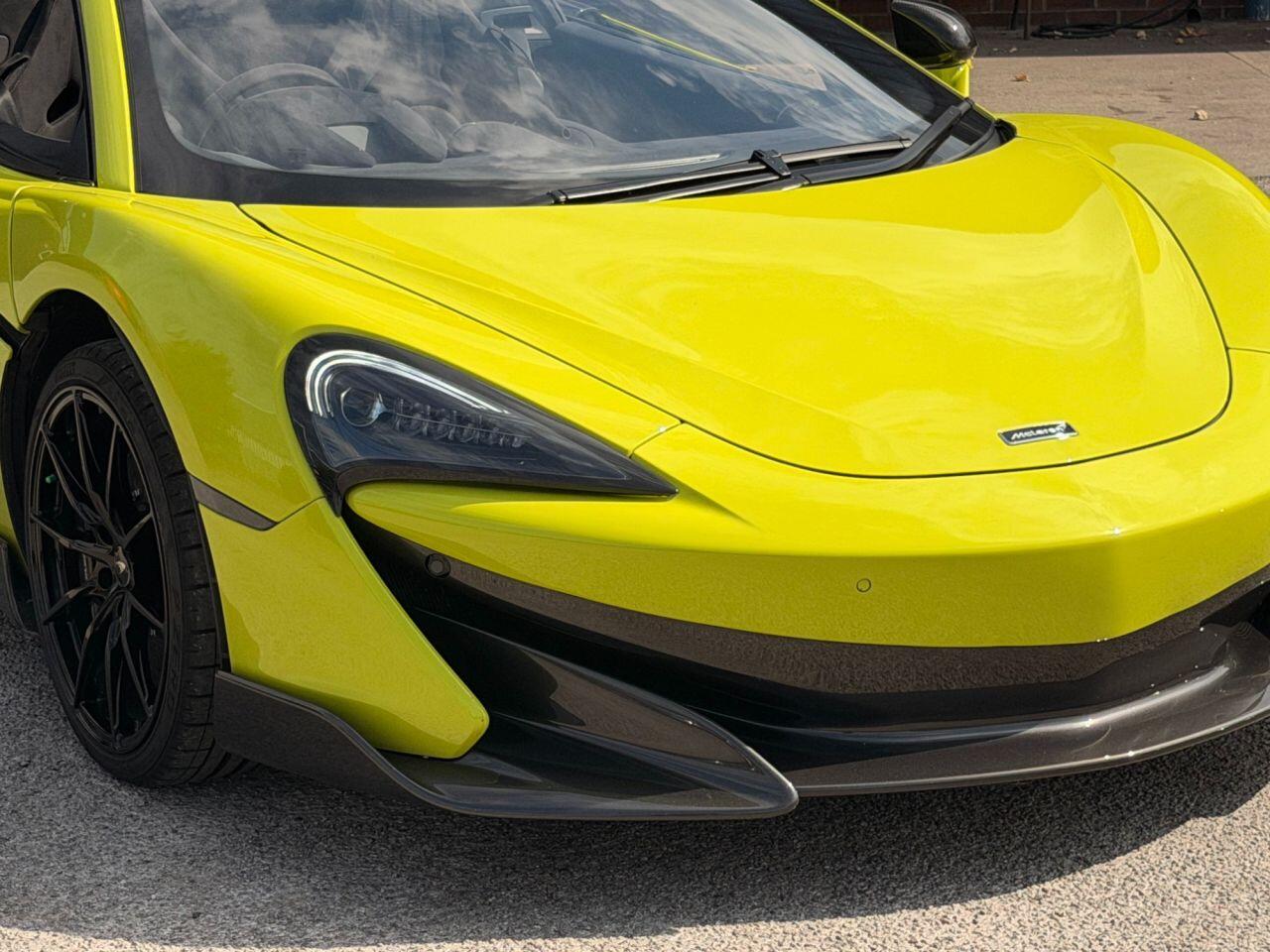 McLaren 600LT view 15