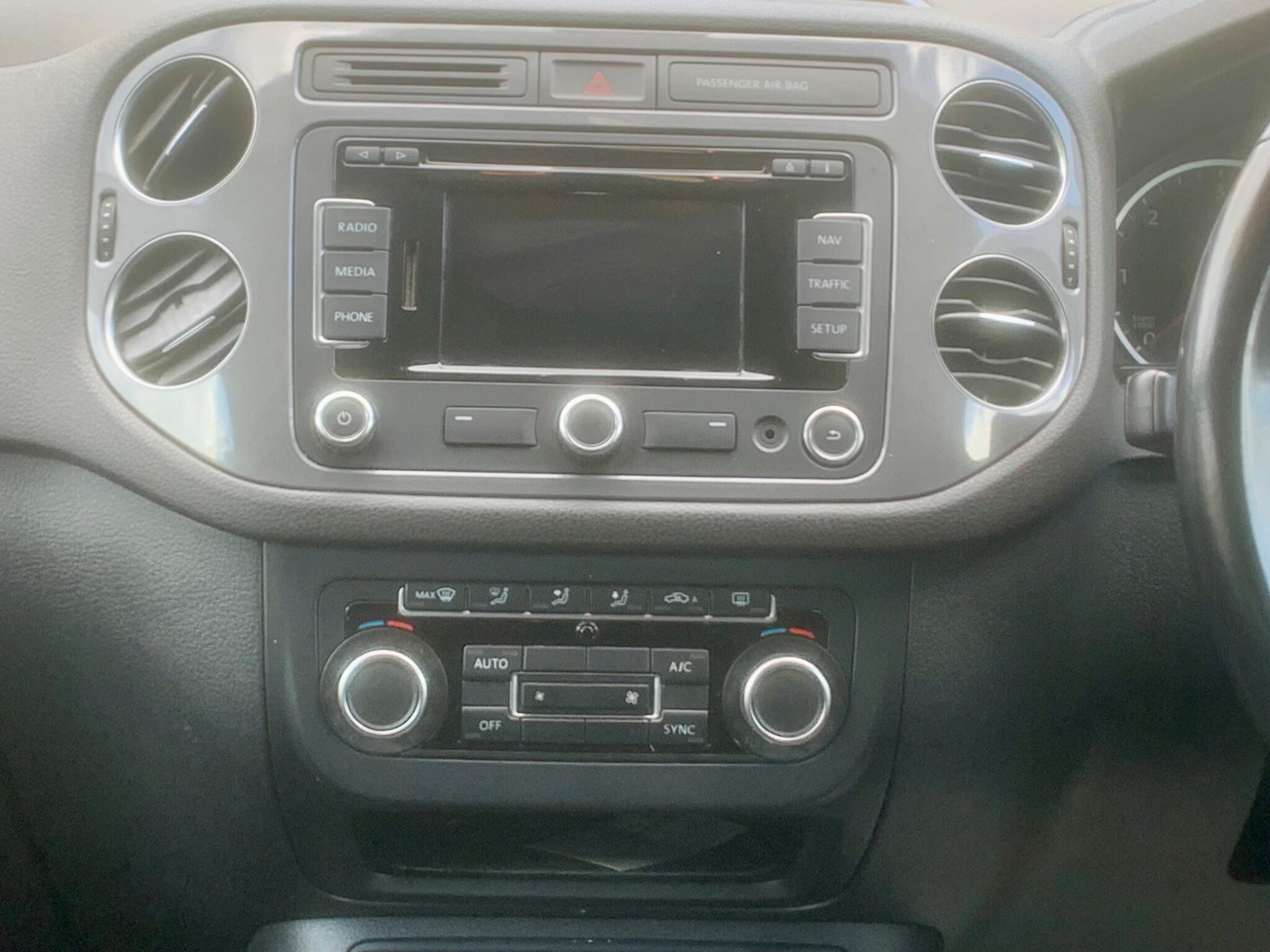 Volkswagen Tiguan view 32