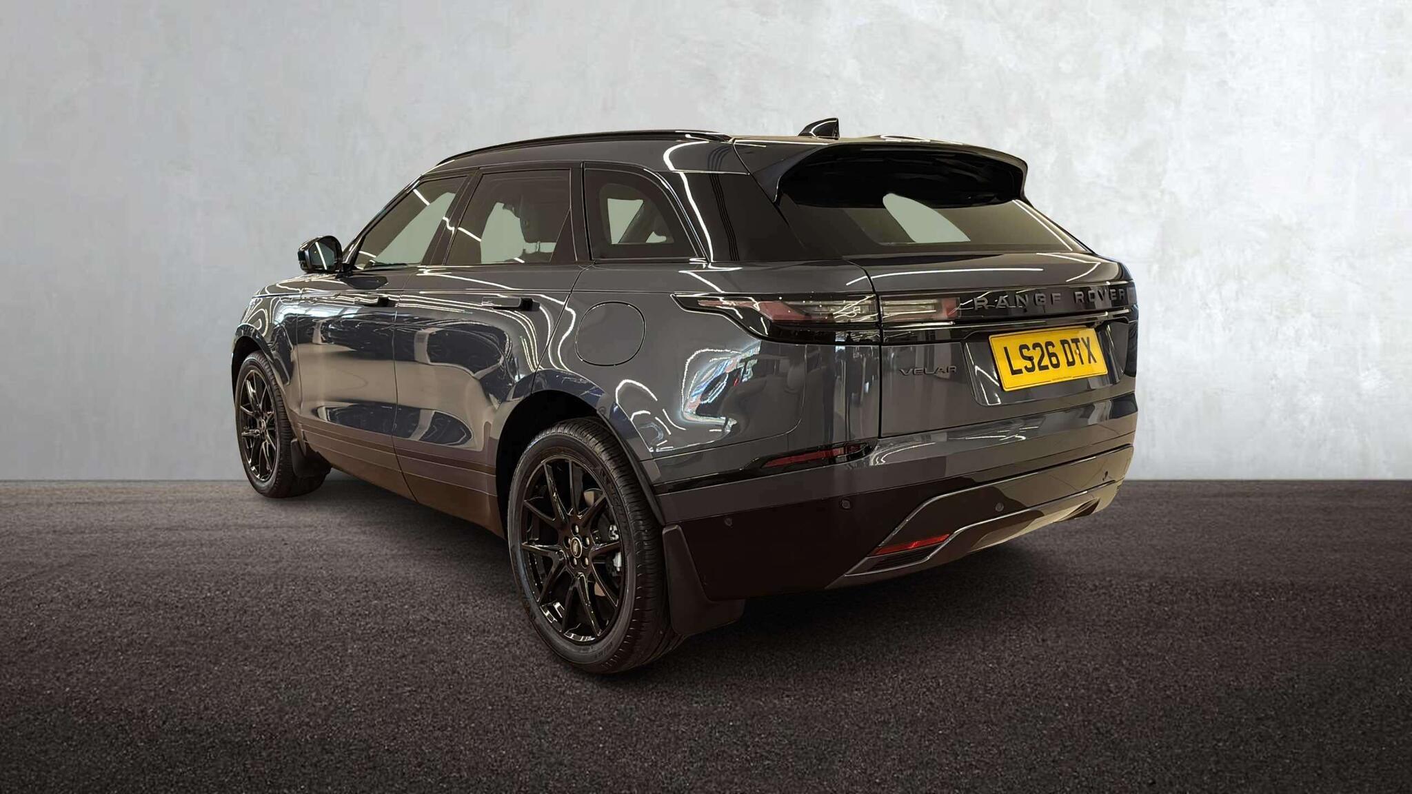 Land Rover Range Rover Velar view 2