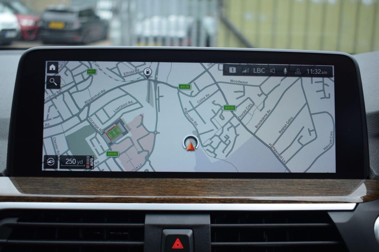 BMW X3 view 23