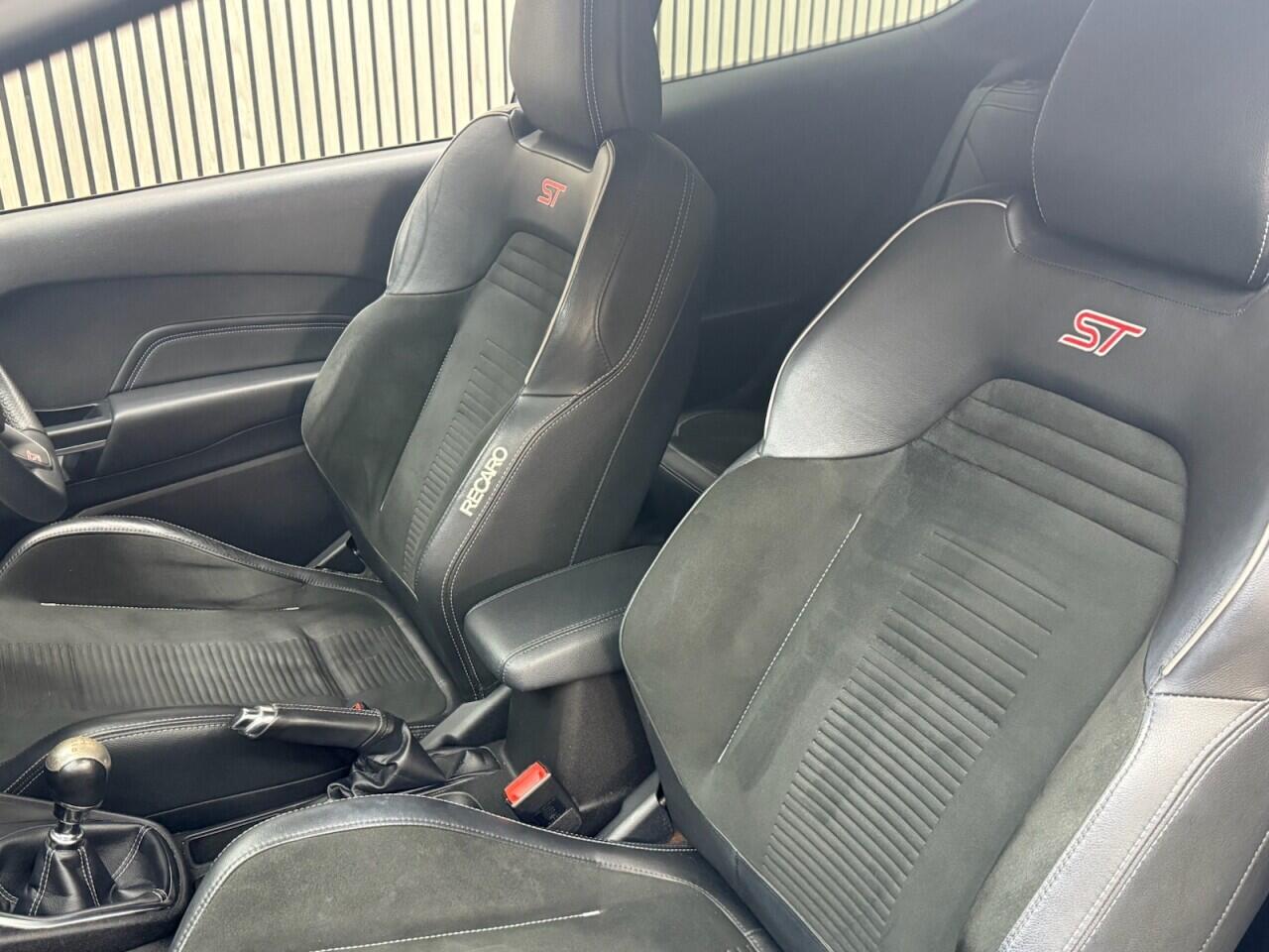 Ford Fiesta view 6