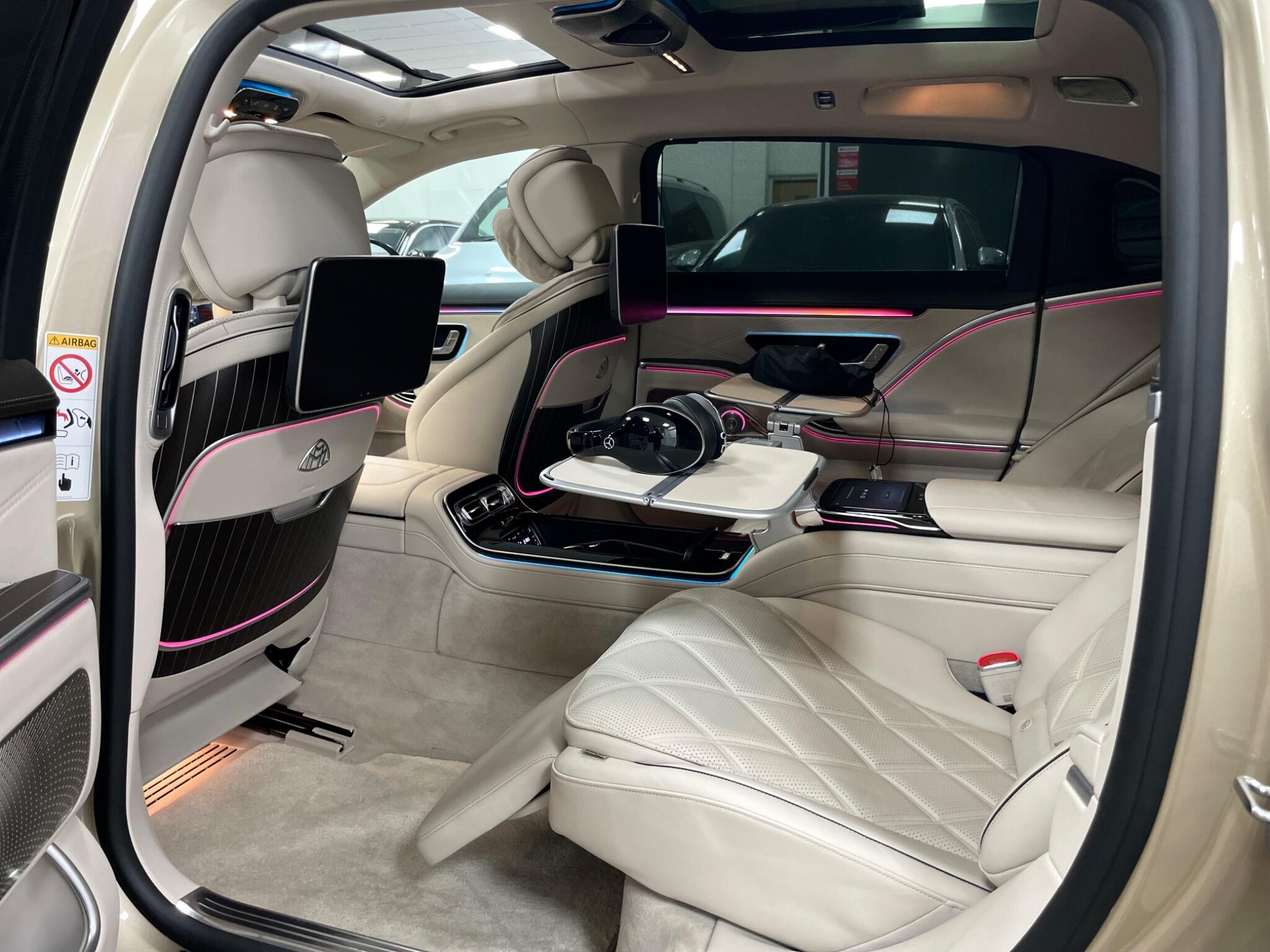Mercedes-Benz S-Class view 58
