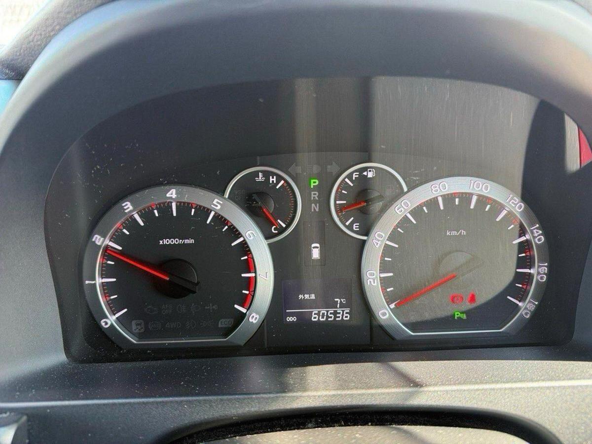 Toyota Vellfire view 14