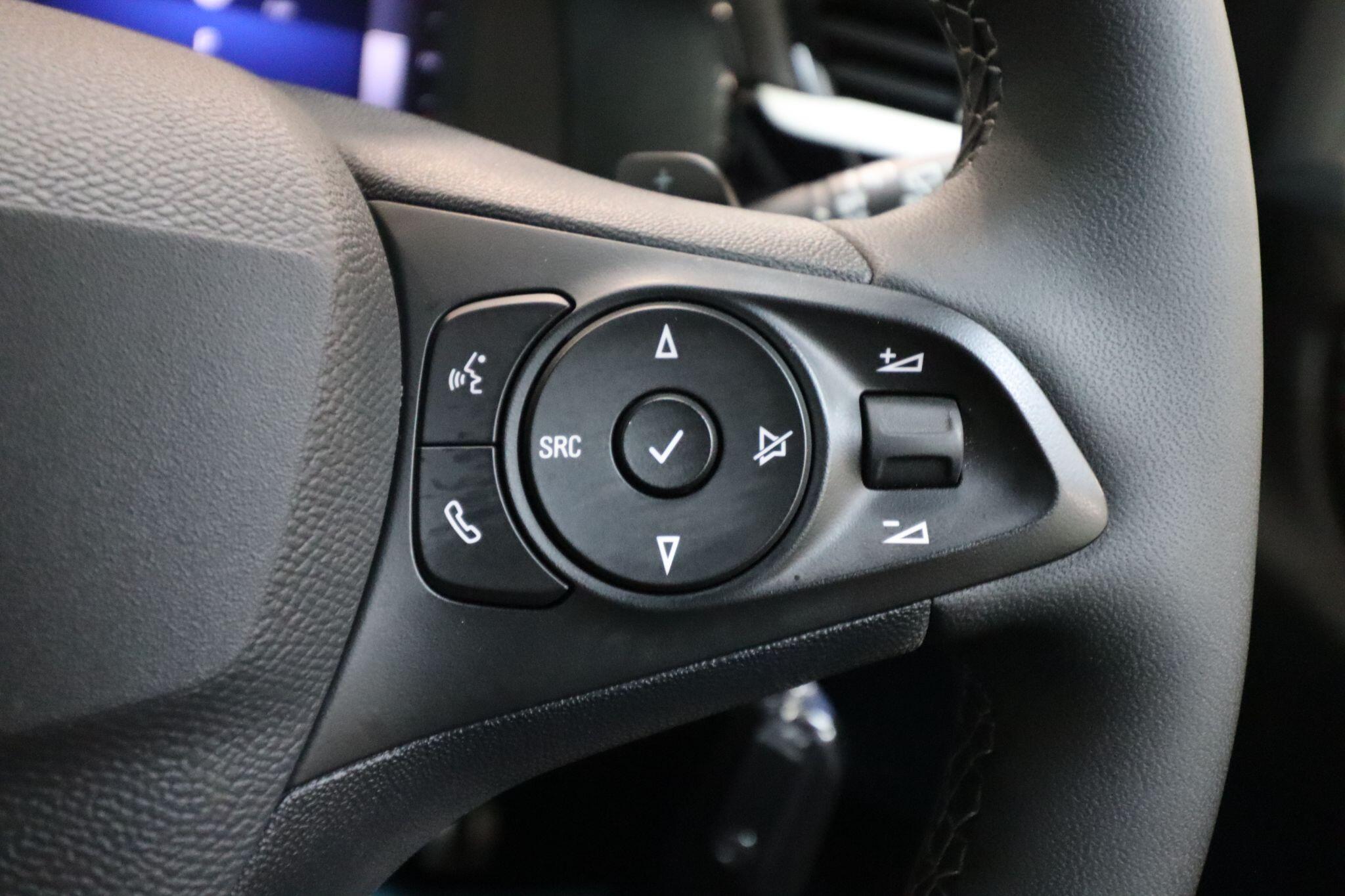 Vauxhall Corsa view 35