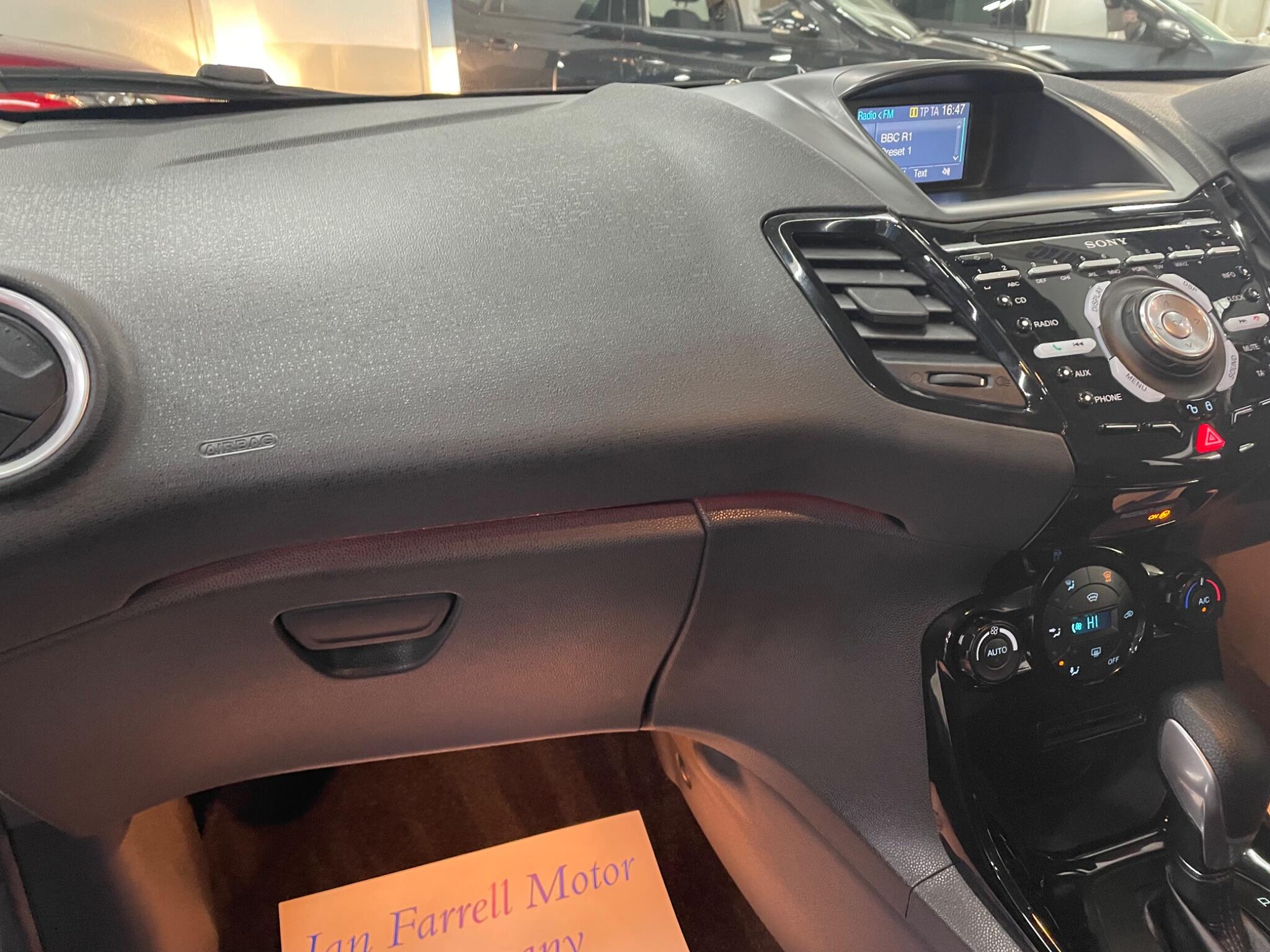 Ford Fiesta view 25