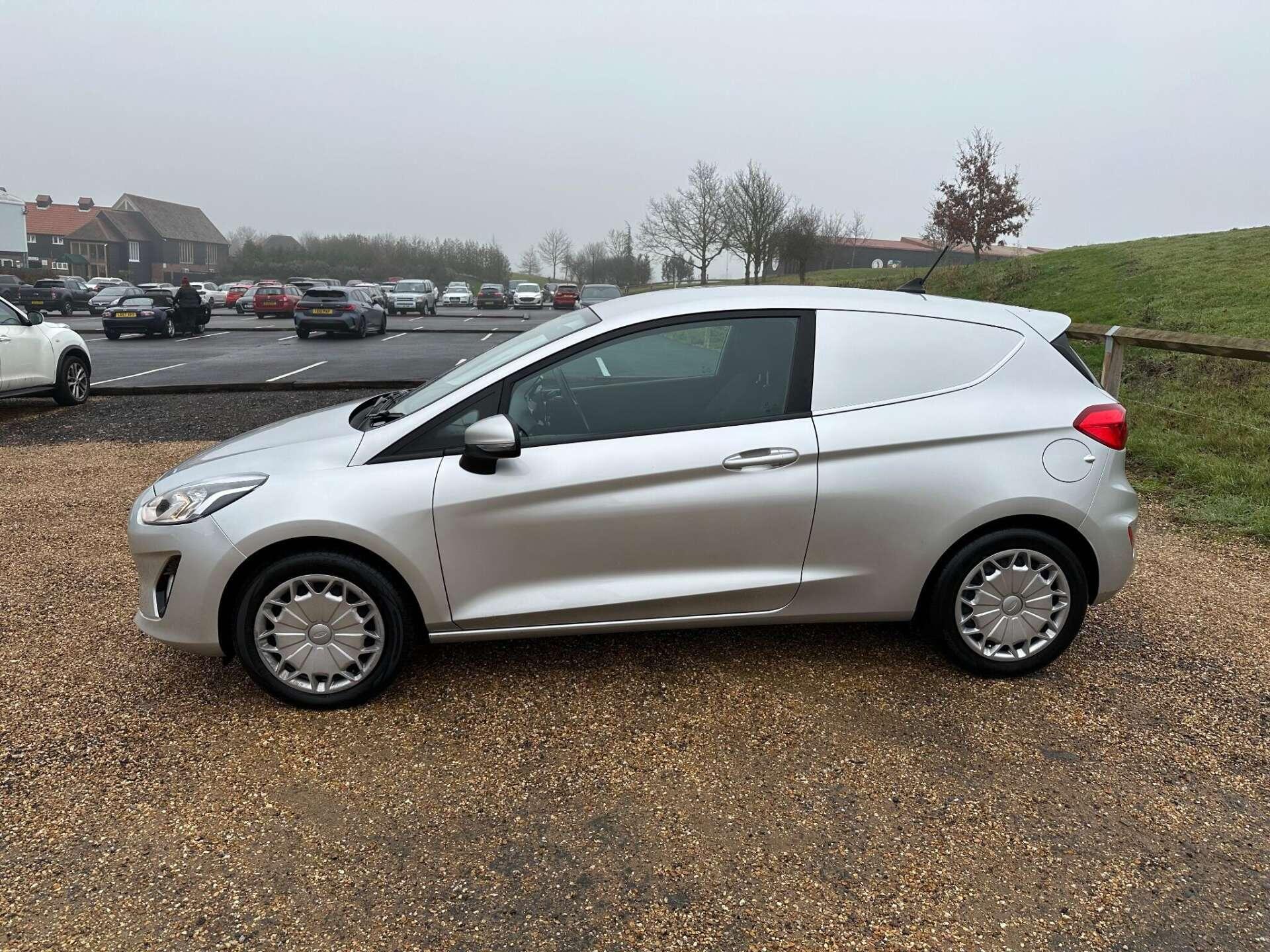 Ford Fiesta view 4