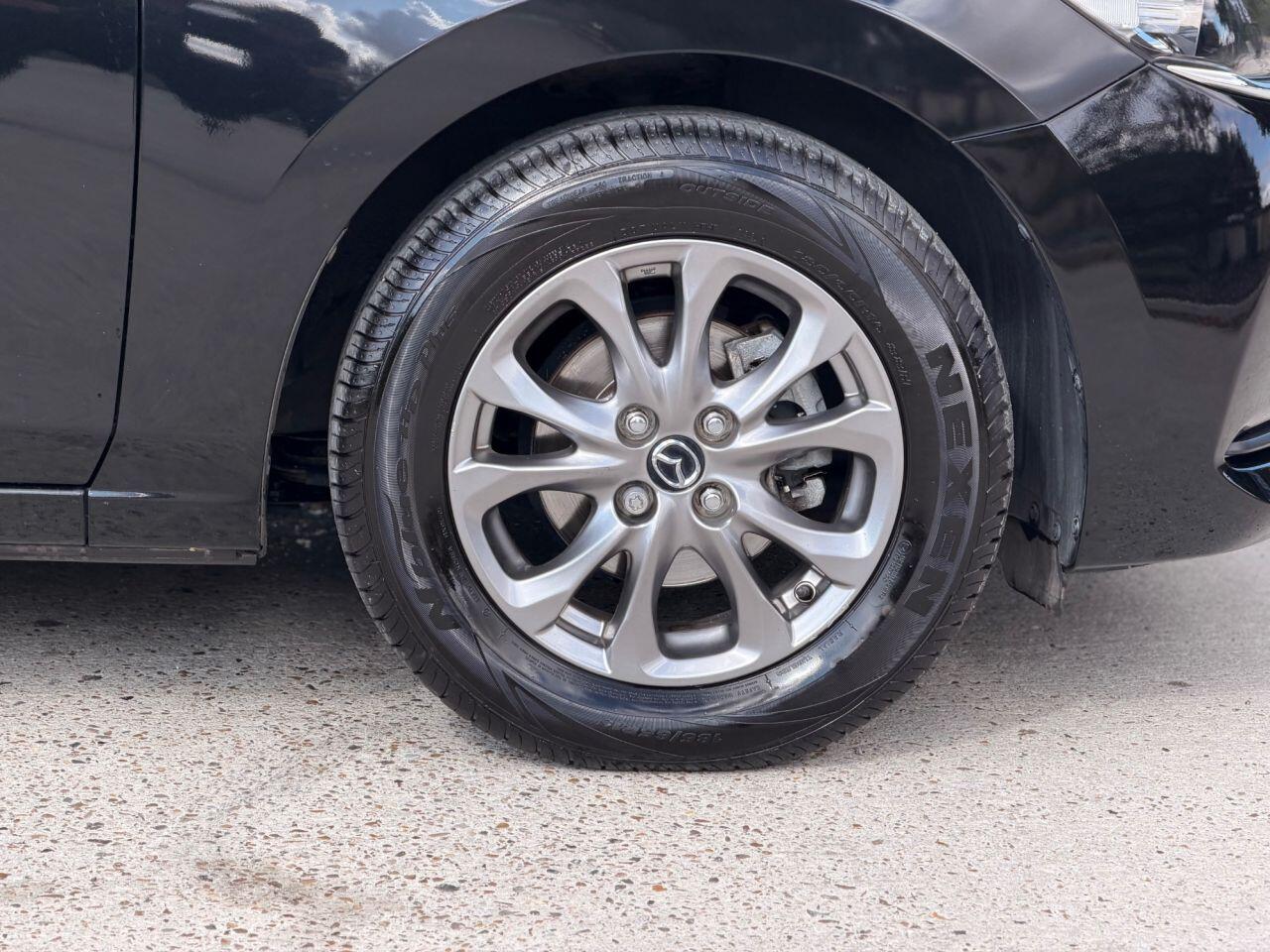 Mazda Skyactiv-G view 12