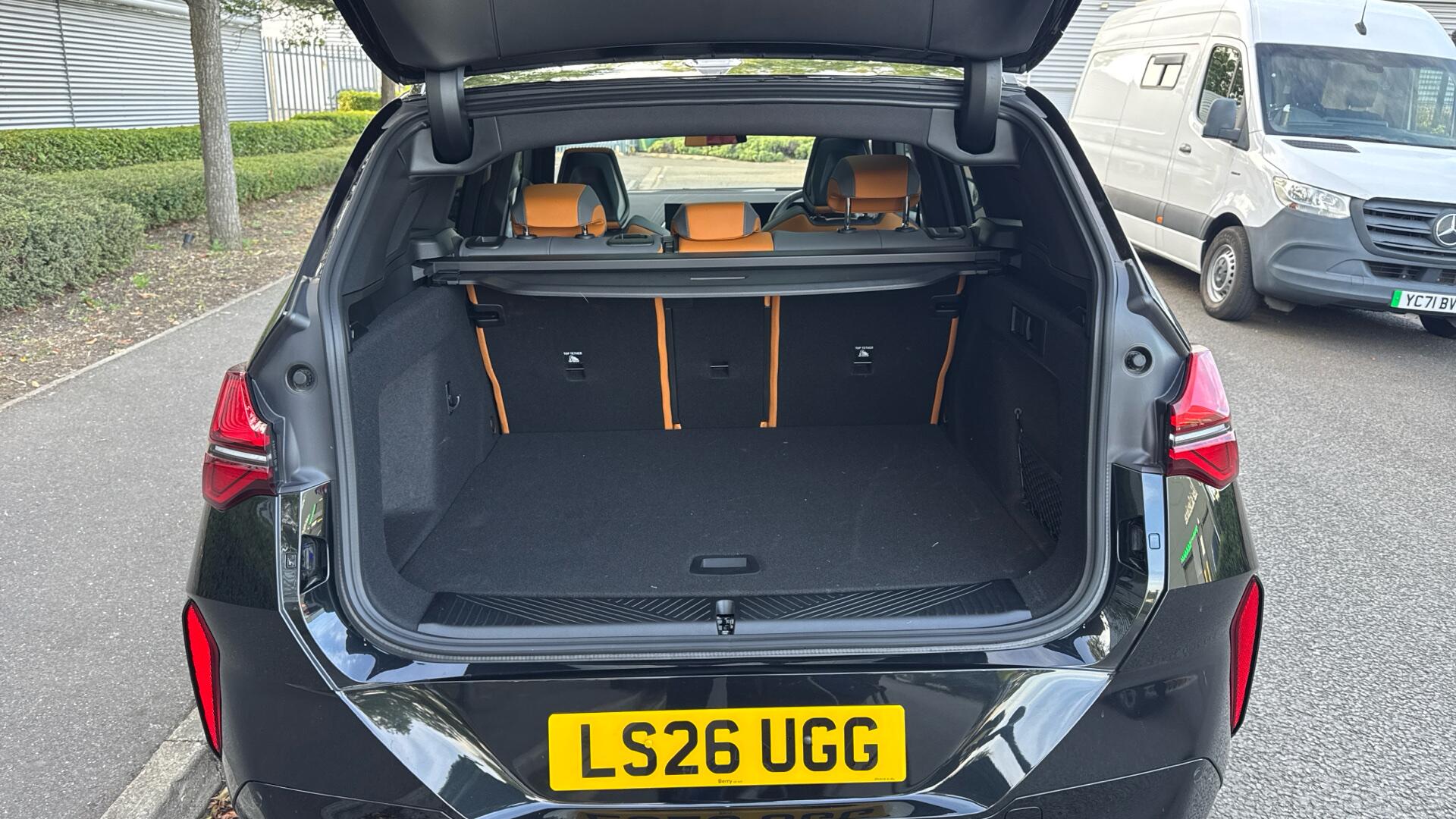 BMW X3 view 13