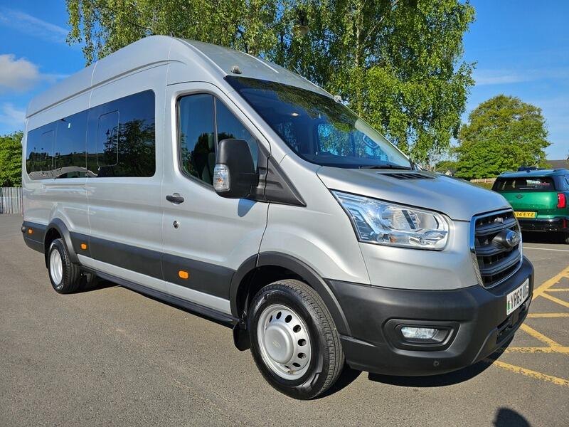 2019 Ford Transit 2.0 460 EcoBlue Trend Minibus Diesel Manual RWD L4 High Roof Euro 6 (s/s) (17 Seat, DRW) (170 ps) • 6,533 miles image 2