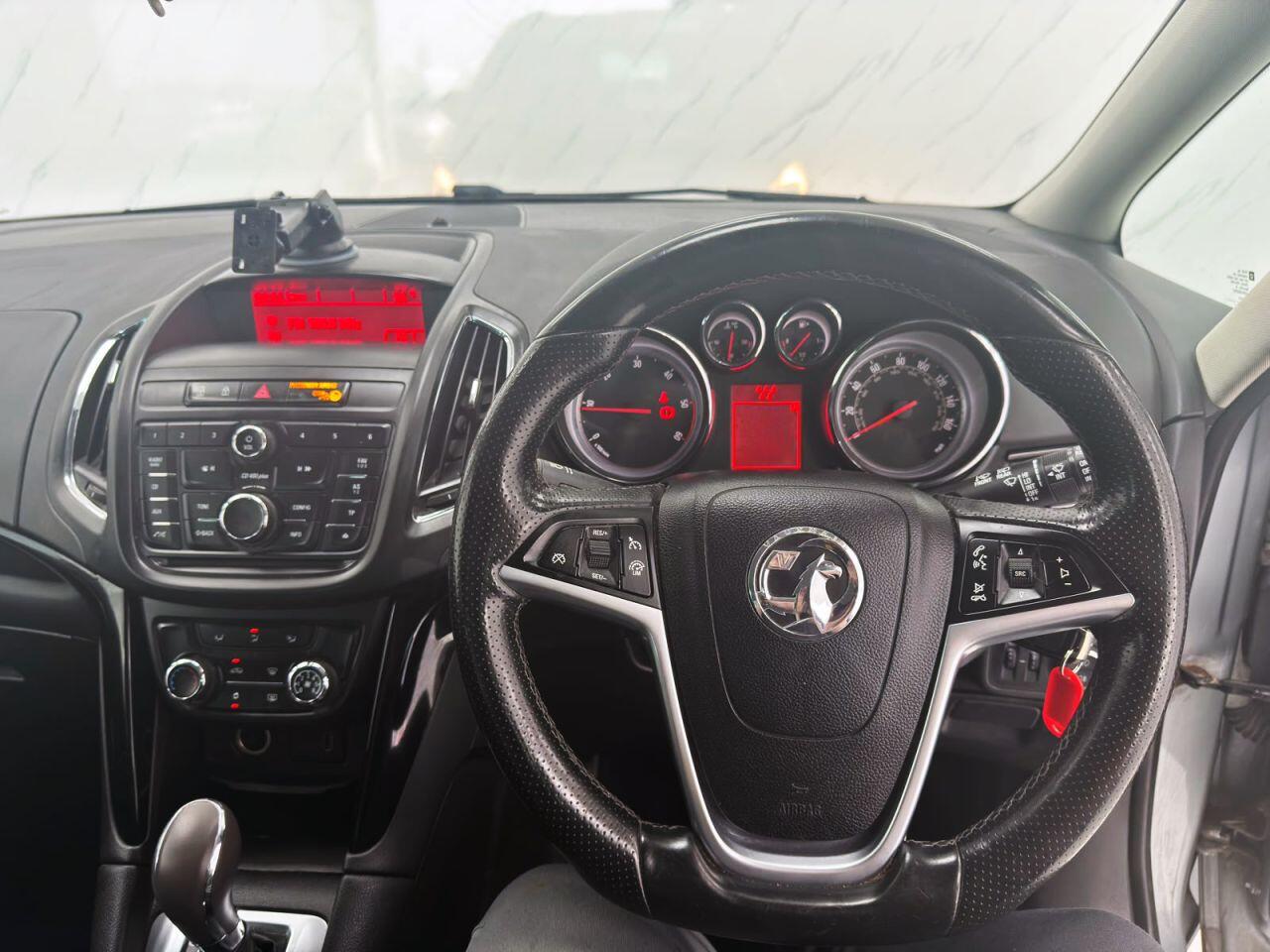 Vauxhall Zafira Tourer view 17