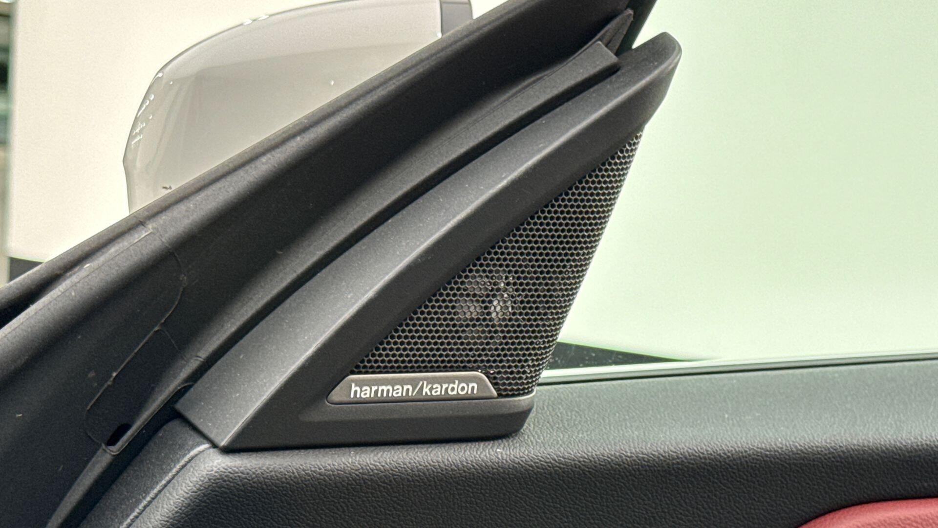BMW 2 Series view 21