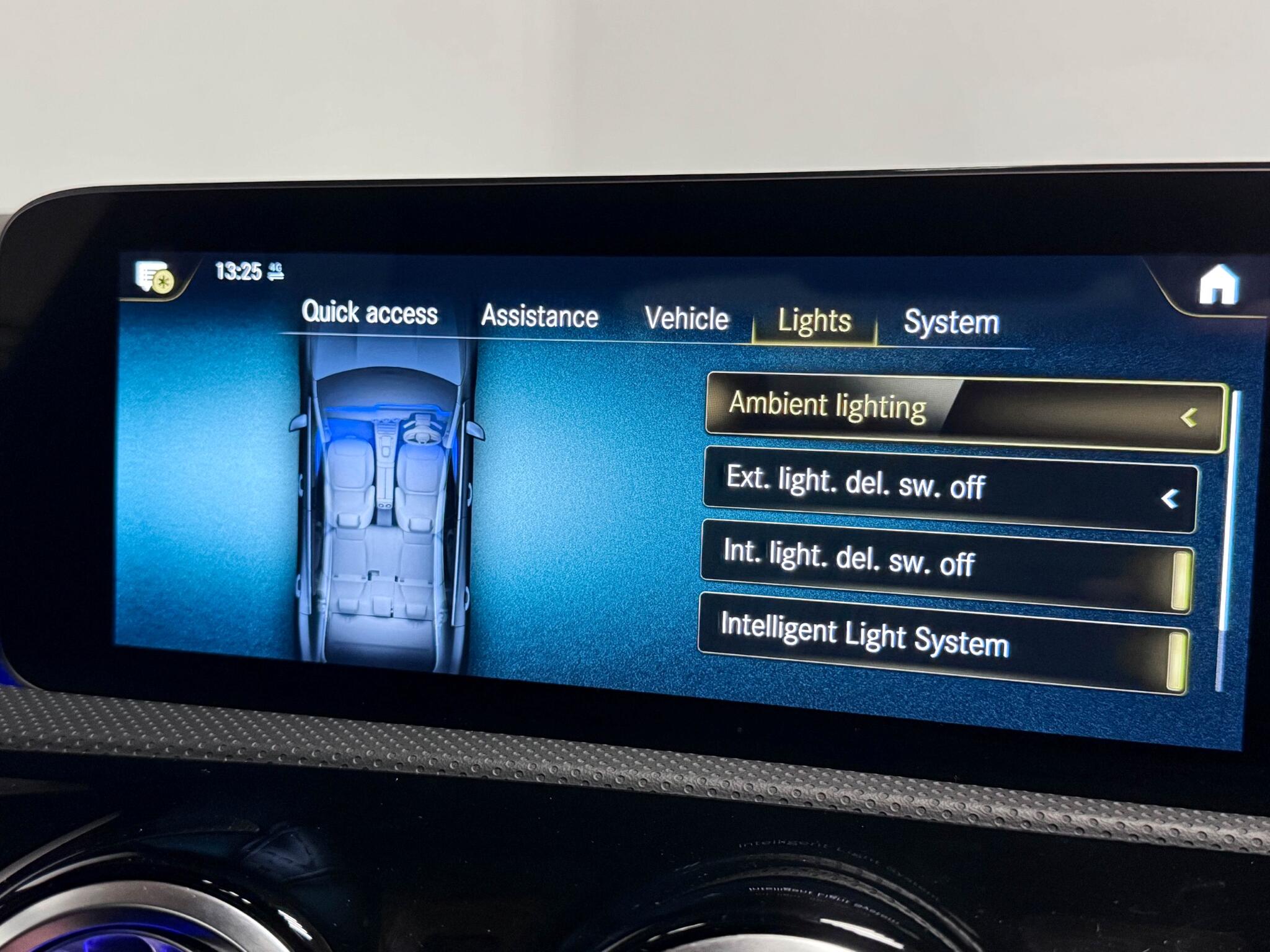 Mercedes-Benz Cla view 51