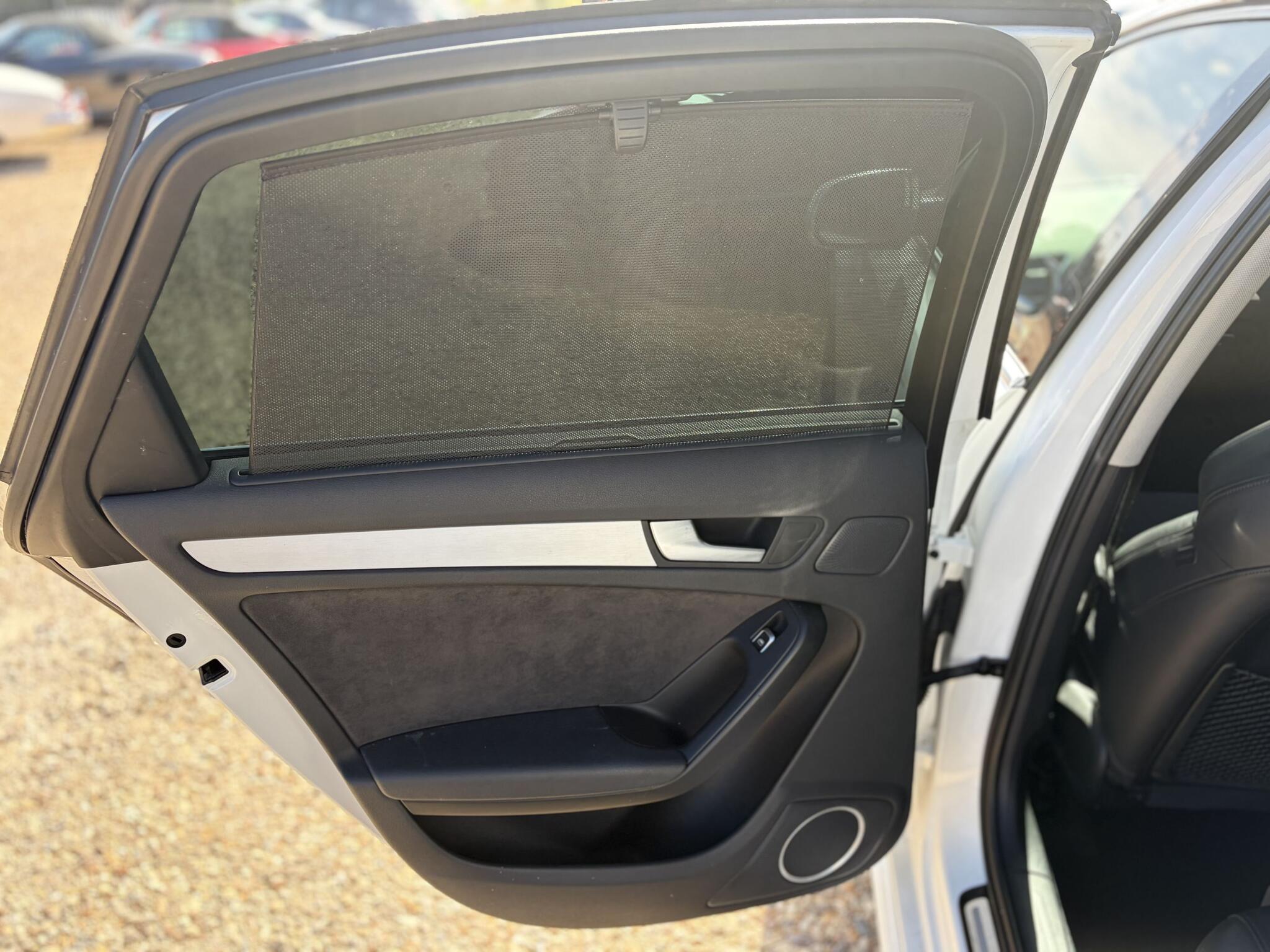 Audi S4 view 33