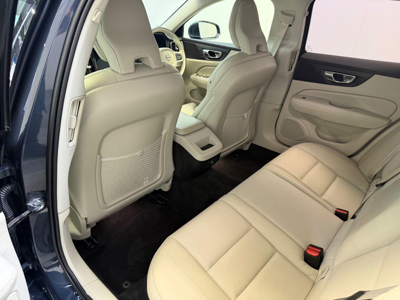Volvo V60 view 43