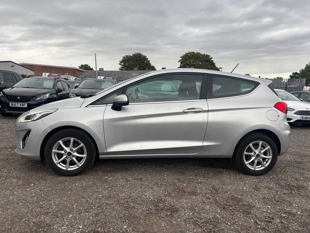 Ford Fiesta view 4