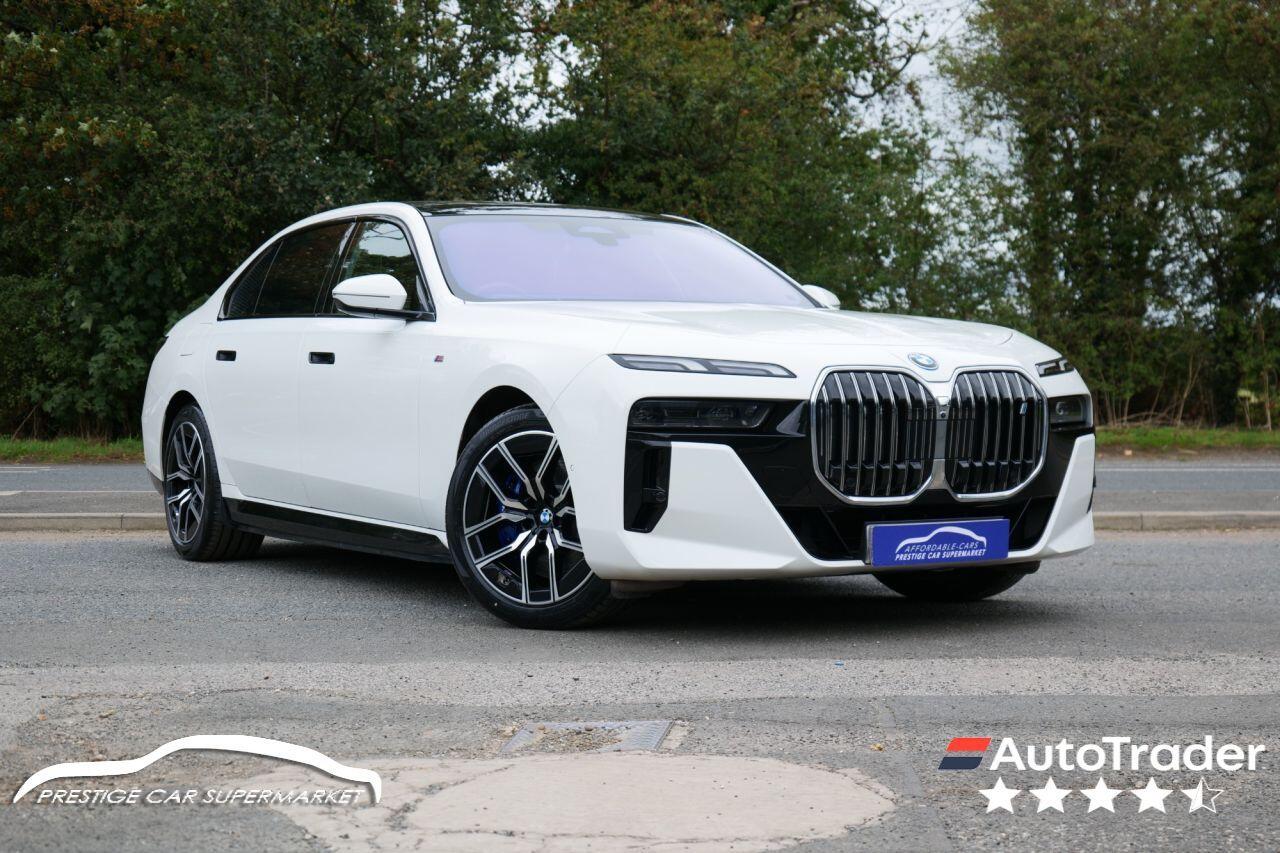 BMW i7
