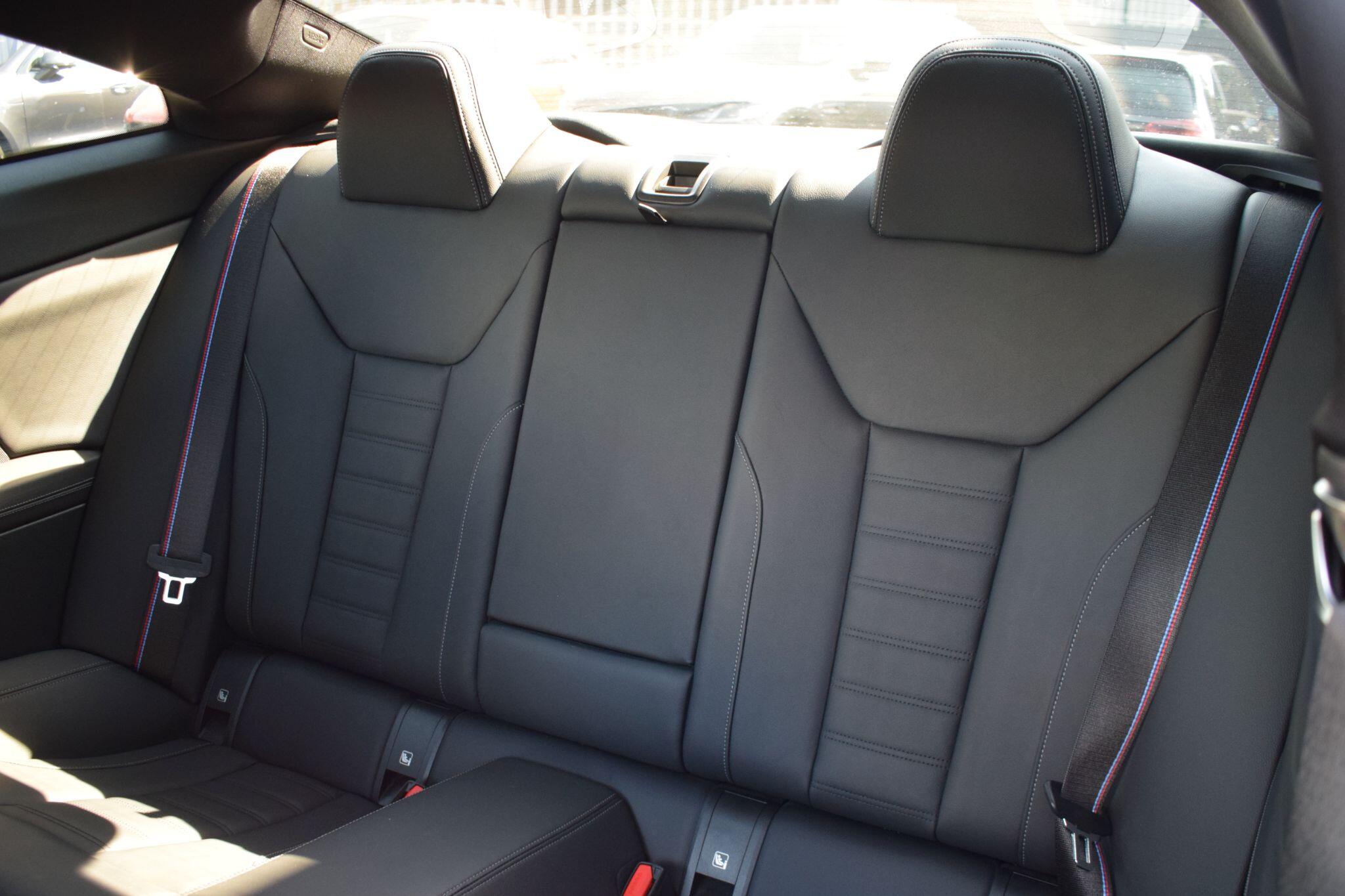 BMW 4 Series view 29