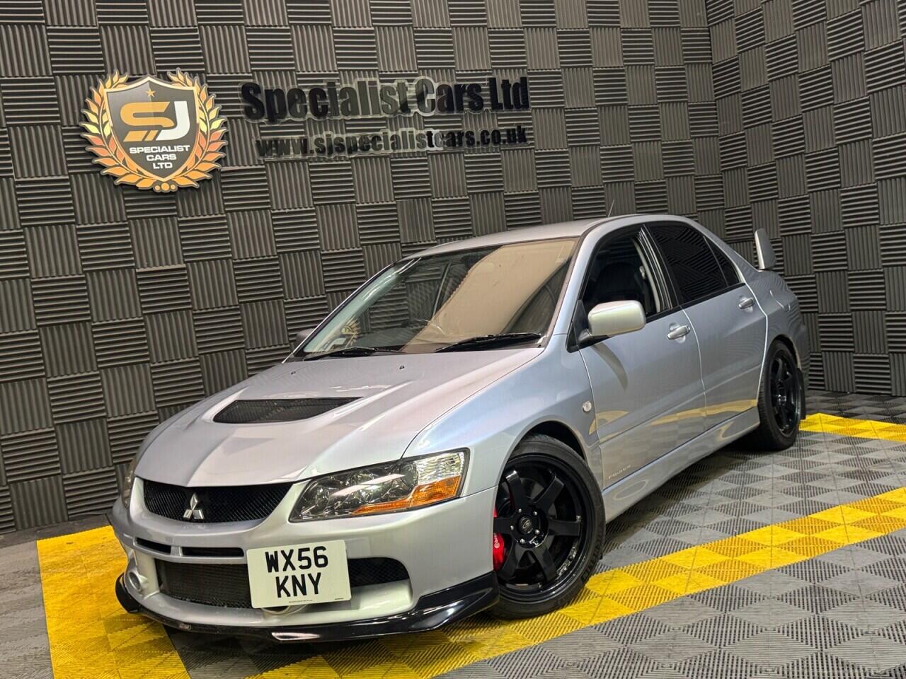 Mitsubishi Lancer view 5