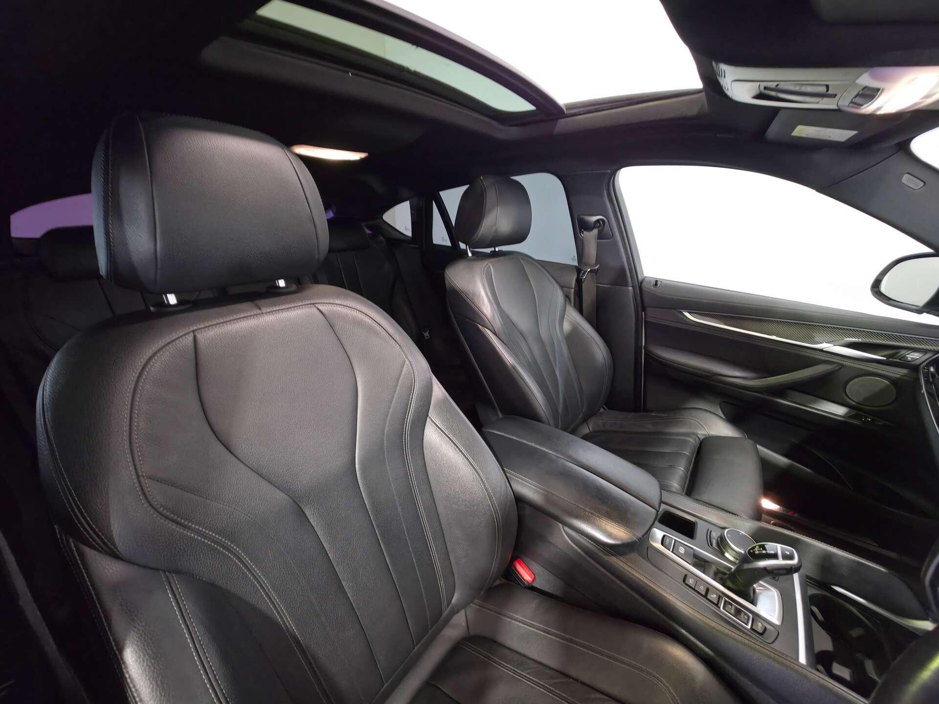 BMW X6 view 13