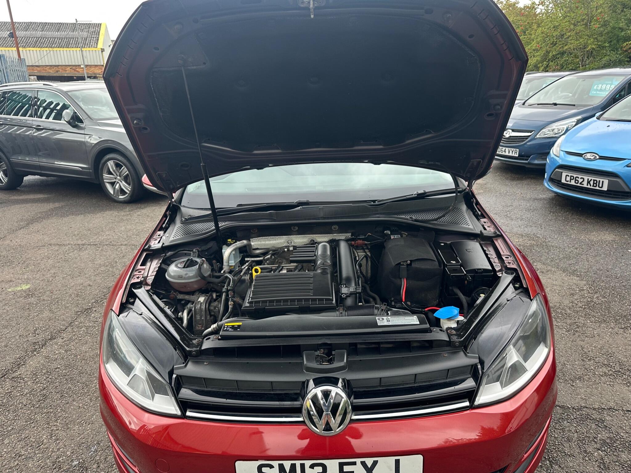 Volkswagen Golf view 29