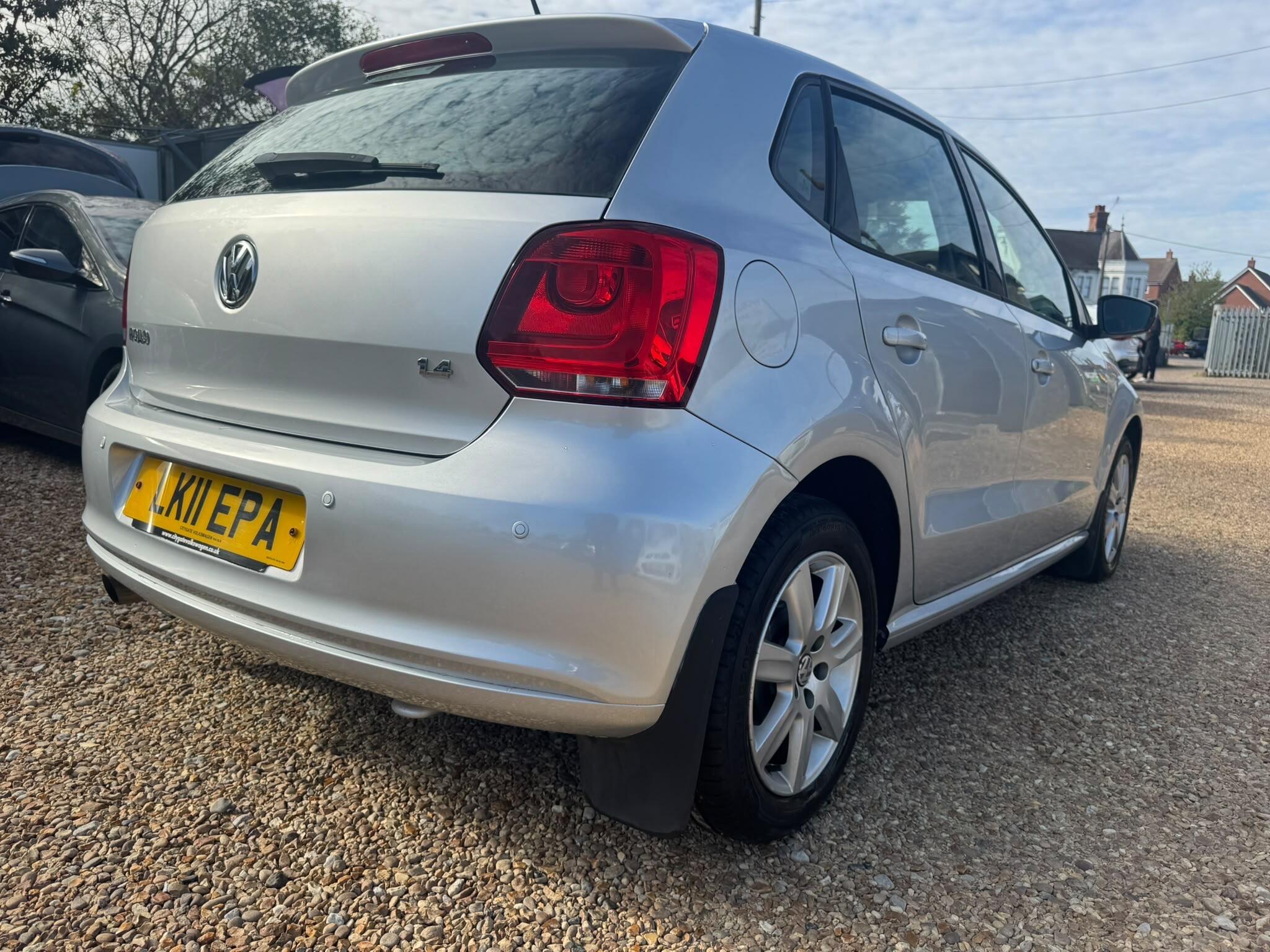 Volkswagen Polo view 13