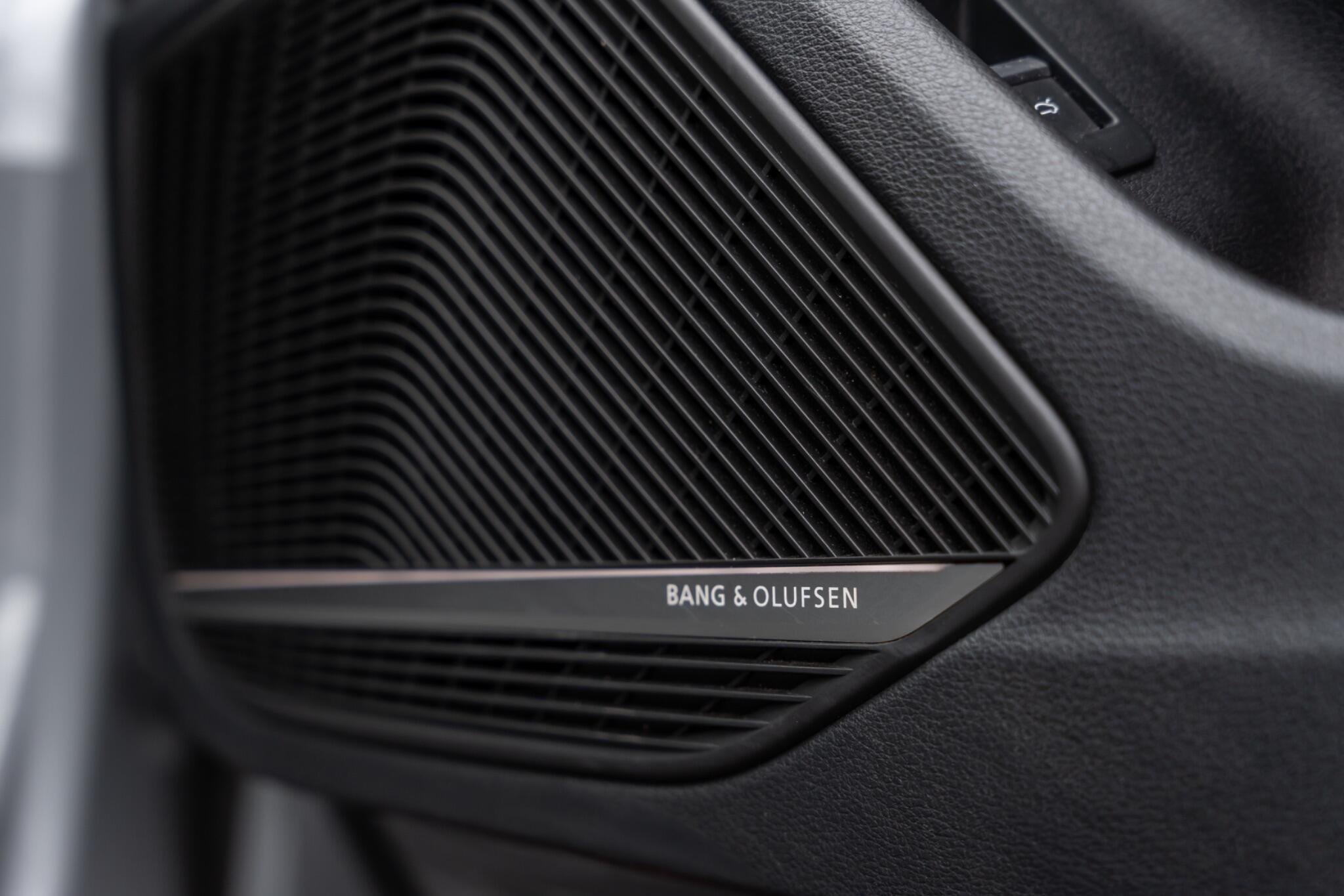 Audi RS5 view 11