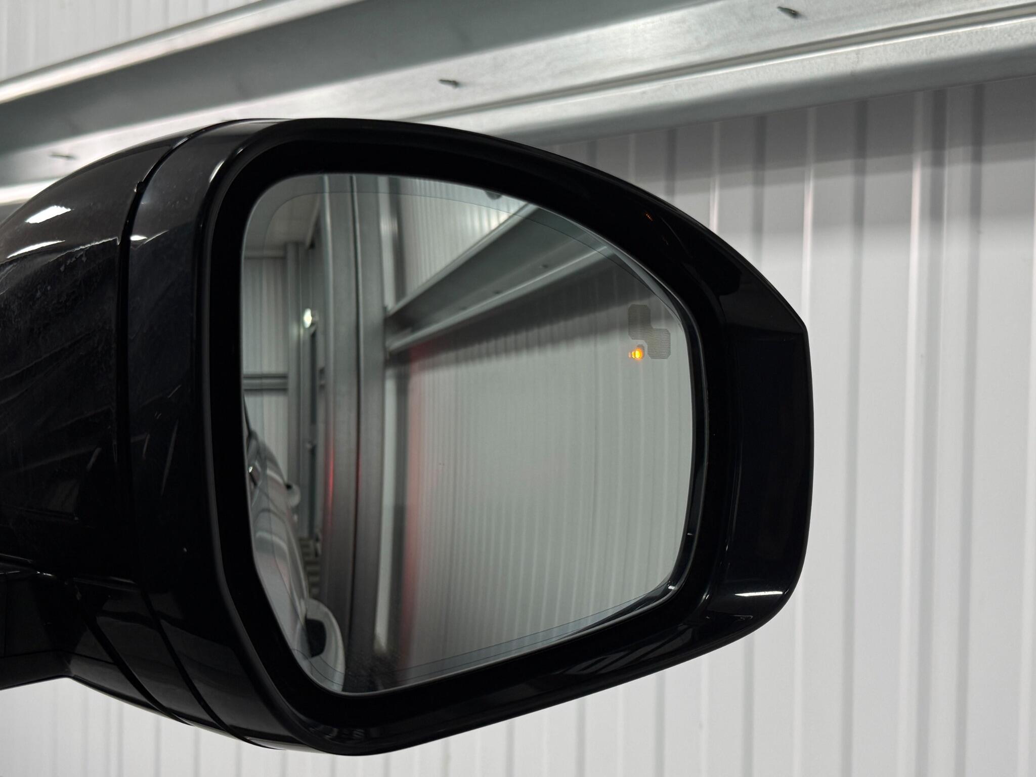 Land Rover Range Rover Sport view 44