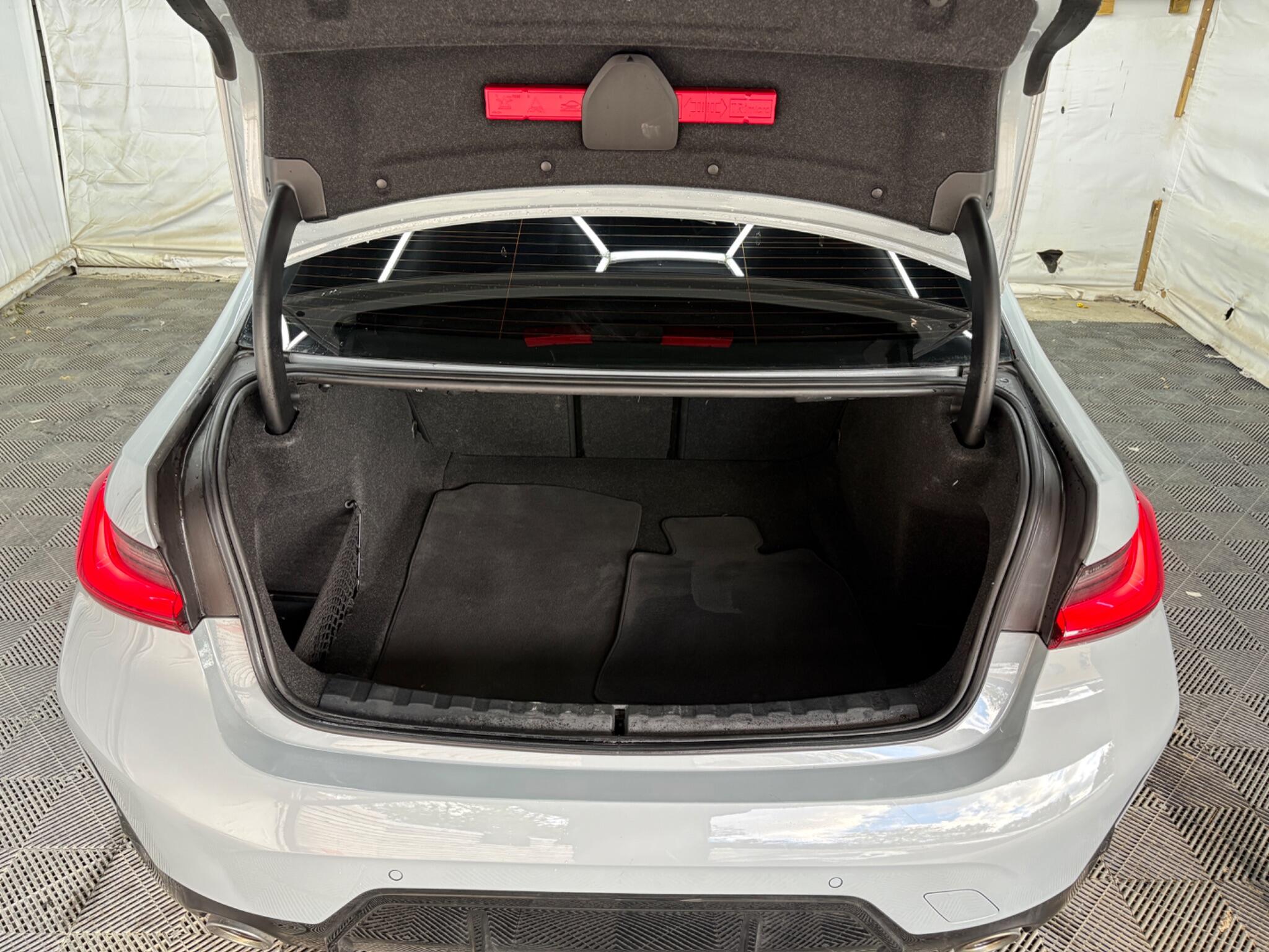 BMW 3 Series view 42
