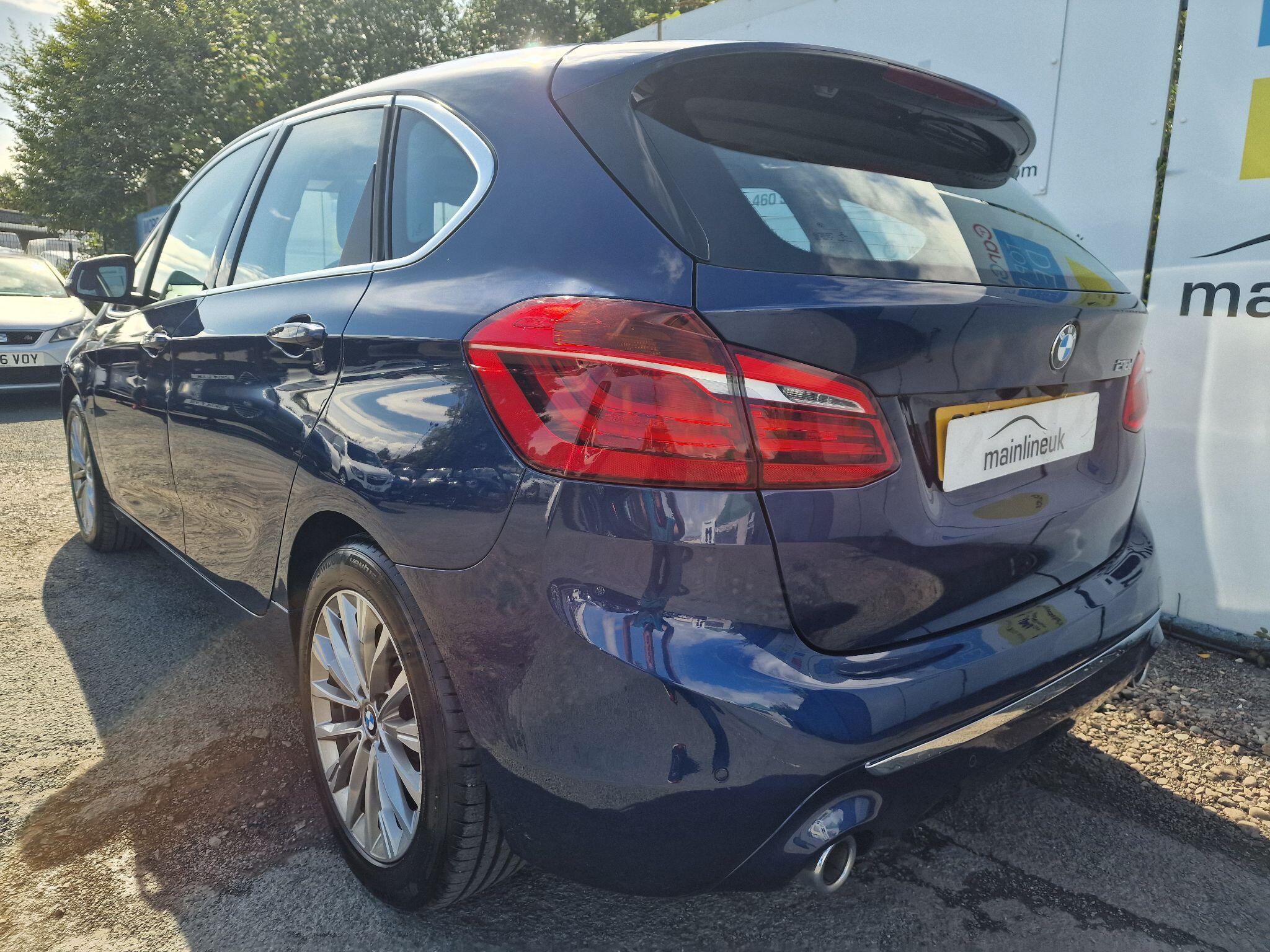 BMW 2 Series view 5