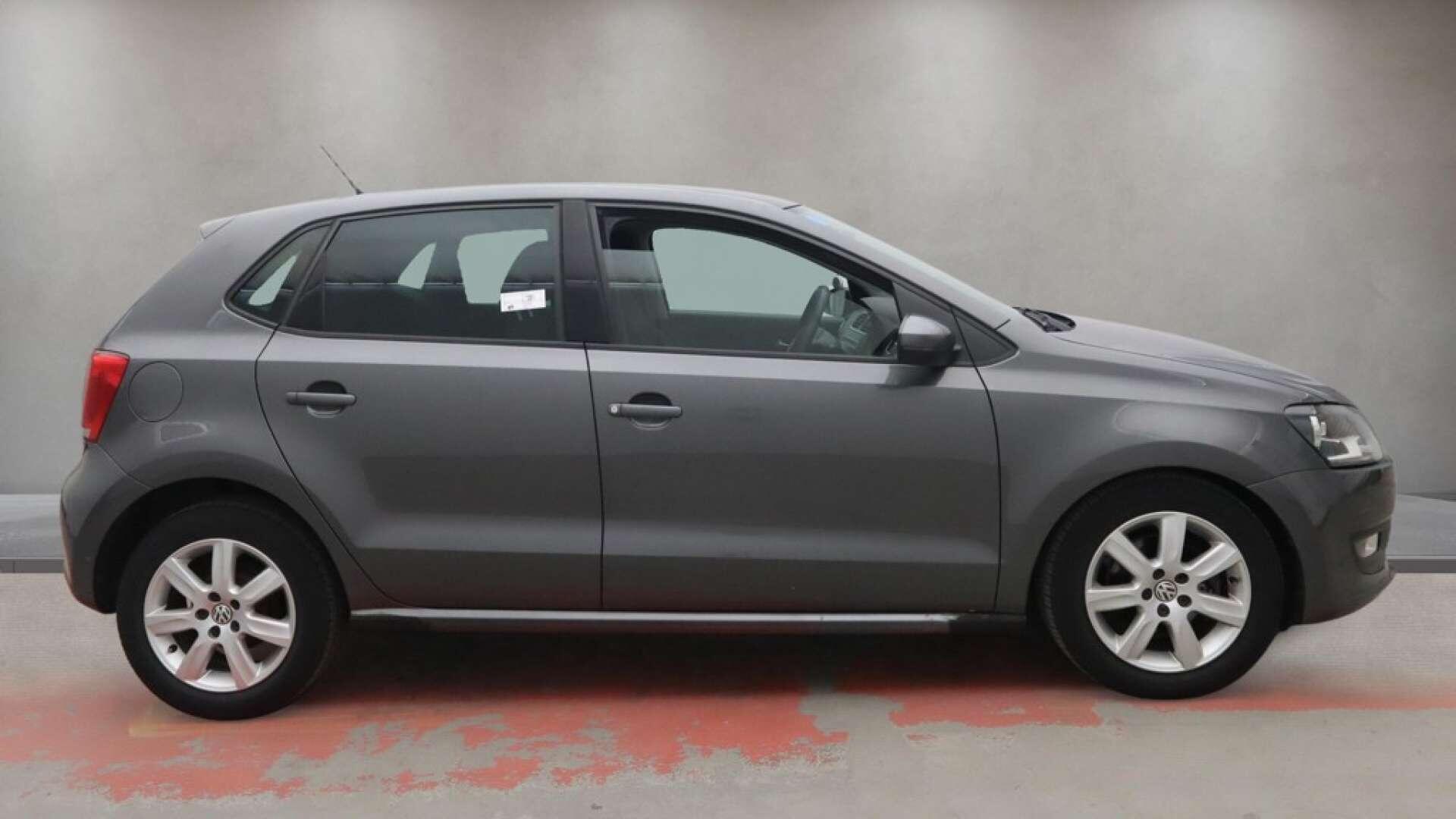 Volkswagen Polo view 5