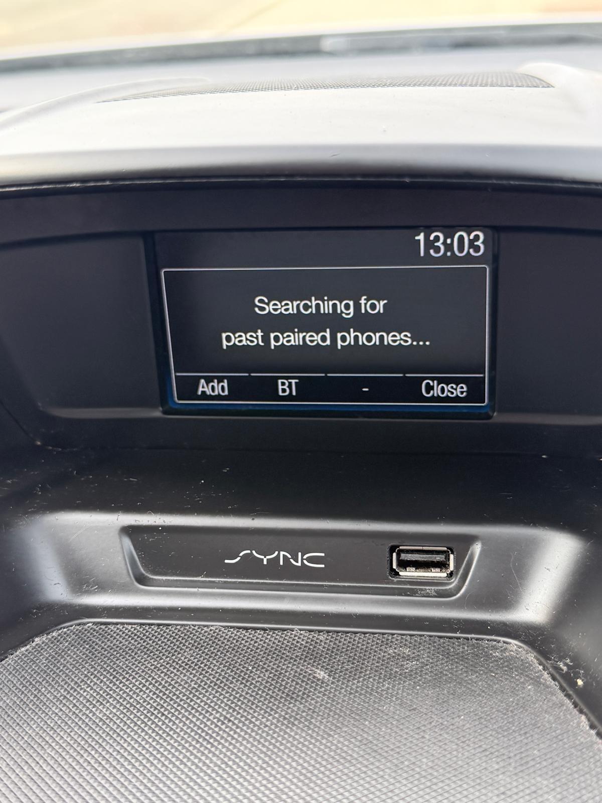 Ford Grand C-Max view 13
