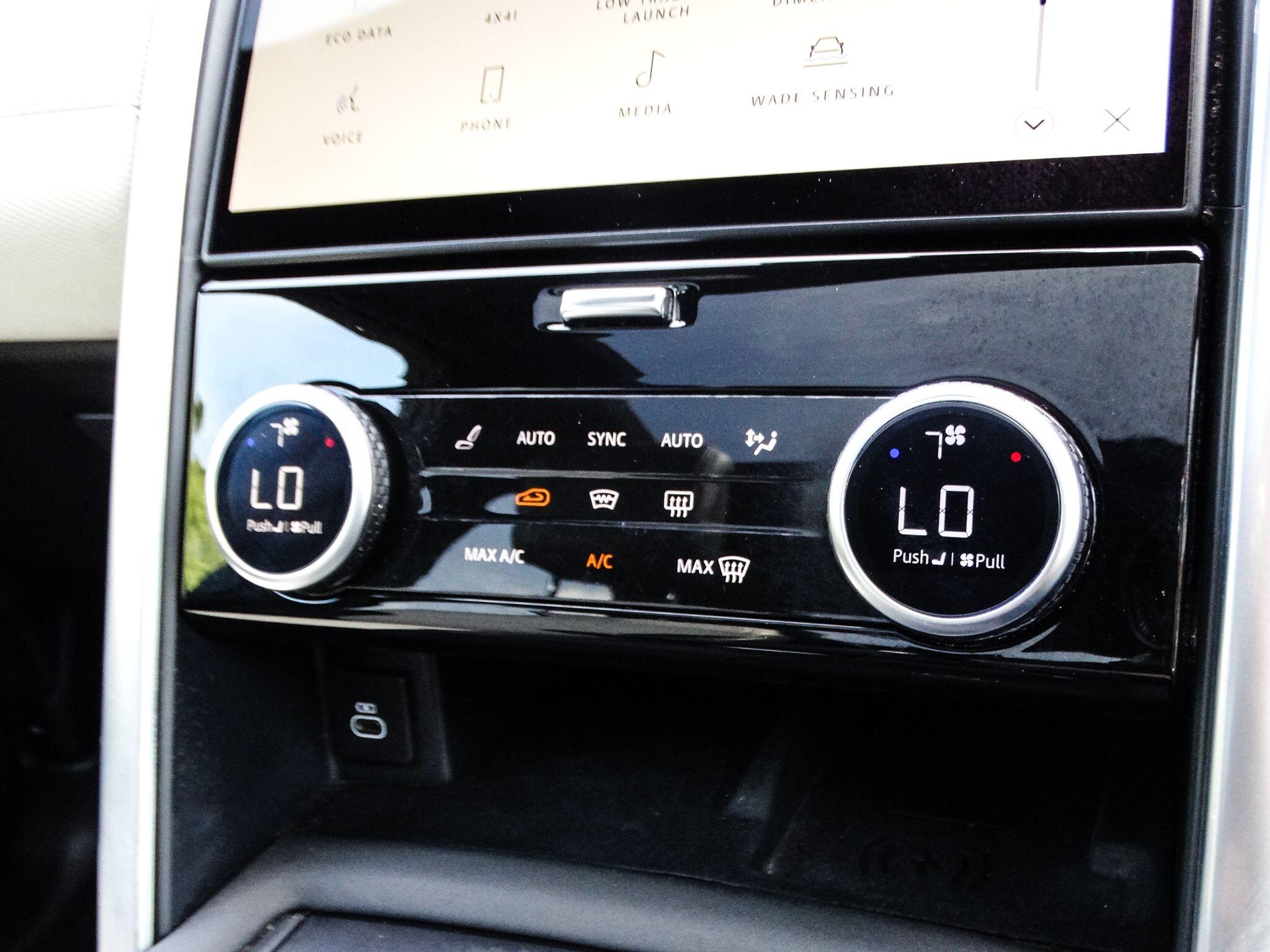 Land Rover Discovery 3 view 38