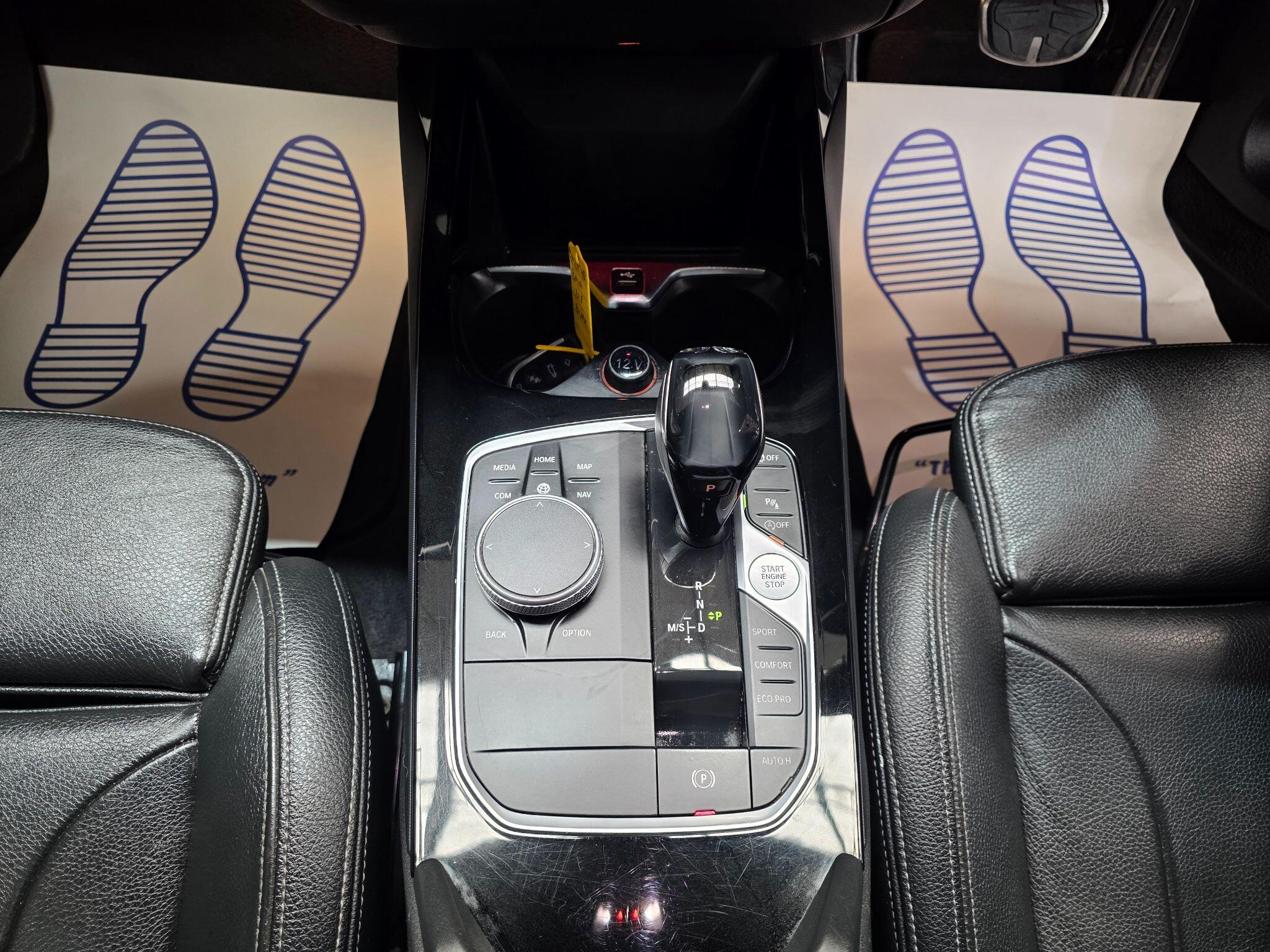 BMW 1 Series view 10