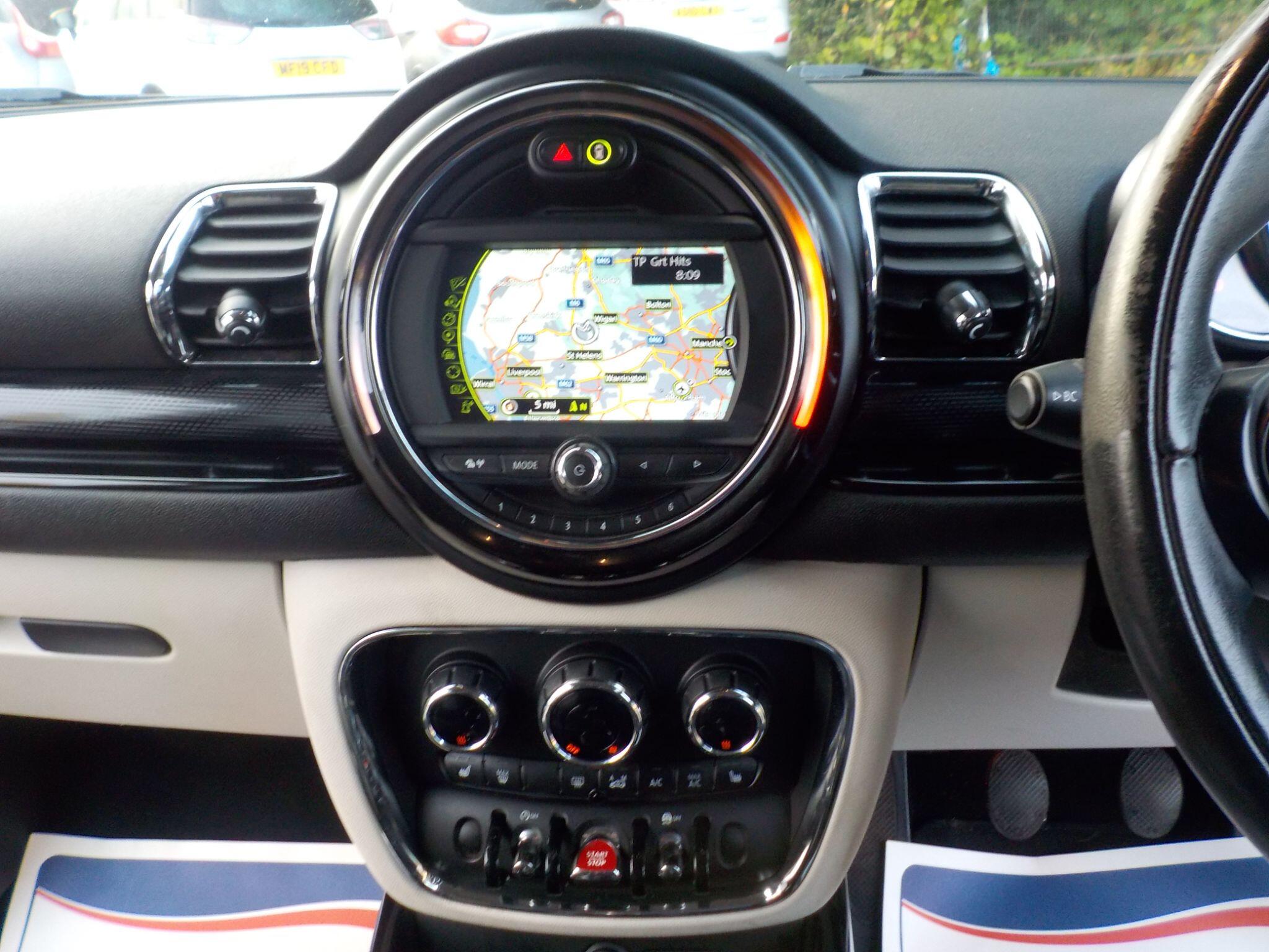 MINI Clubman 1.5 Cooper Euro 6 (s/s) 6dr