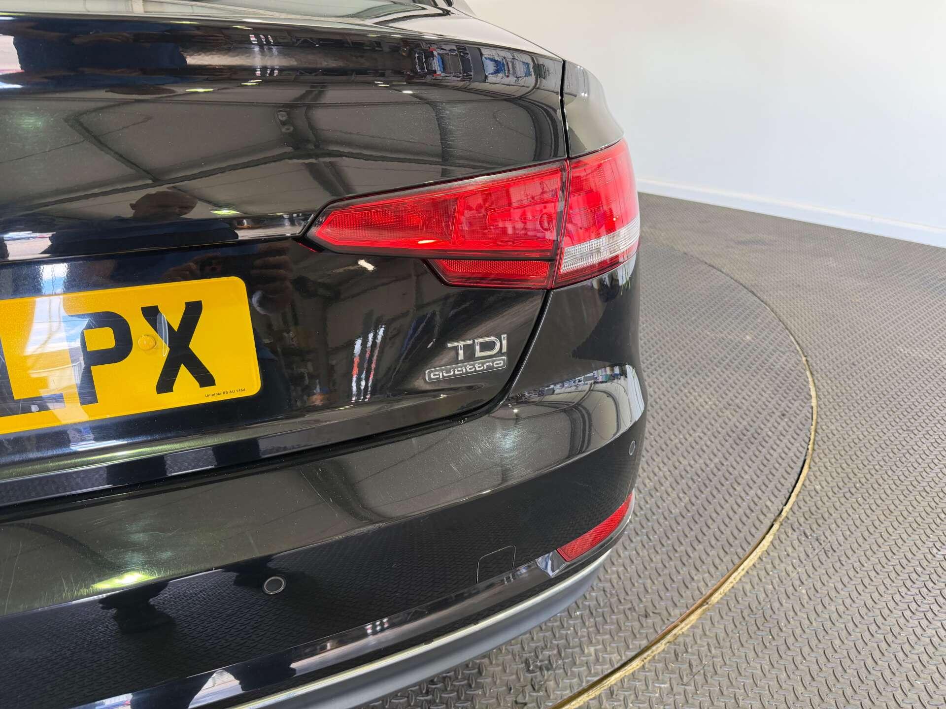 Audi A4 view 10