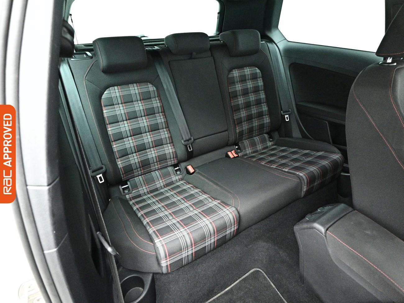Volkswagen Golf view 13