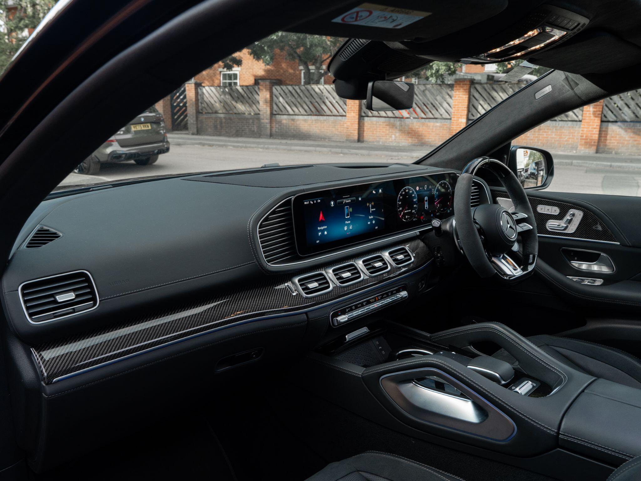 Mercedes-Benz Gle view 30