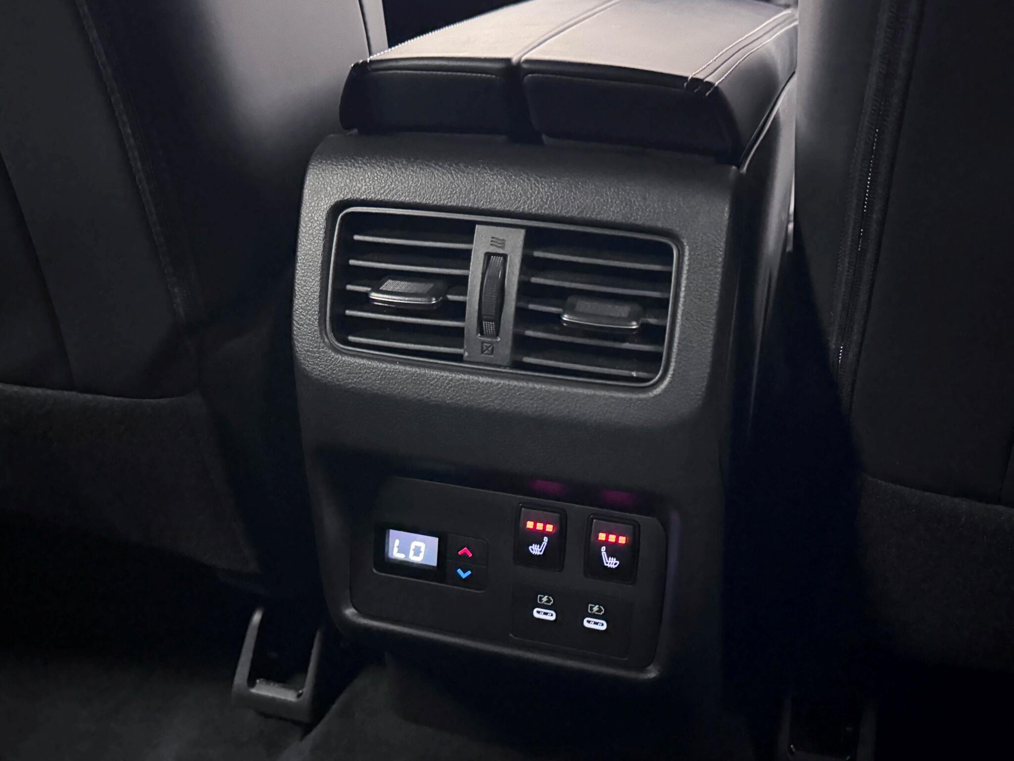 Nissan X-Trail view 18