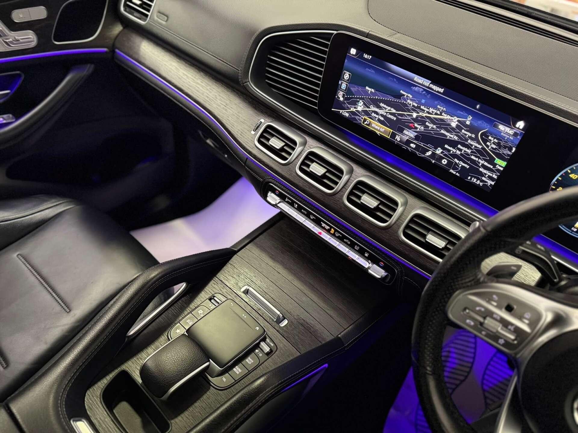 Mercedes-Benz Gle view 21