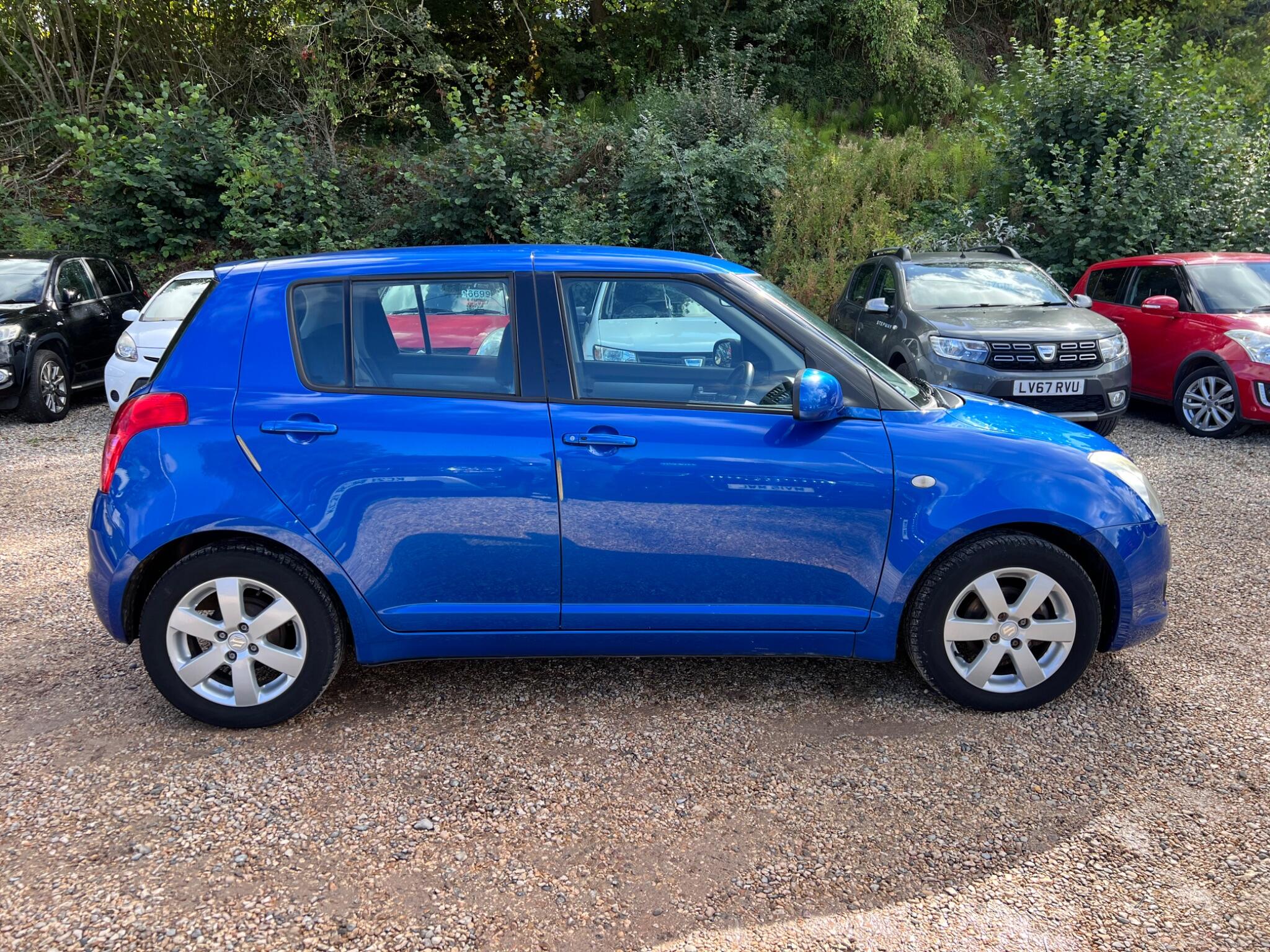 Suzuki Swift view 11