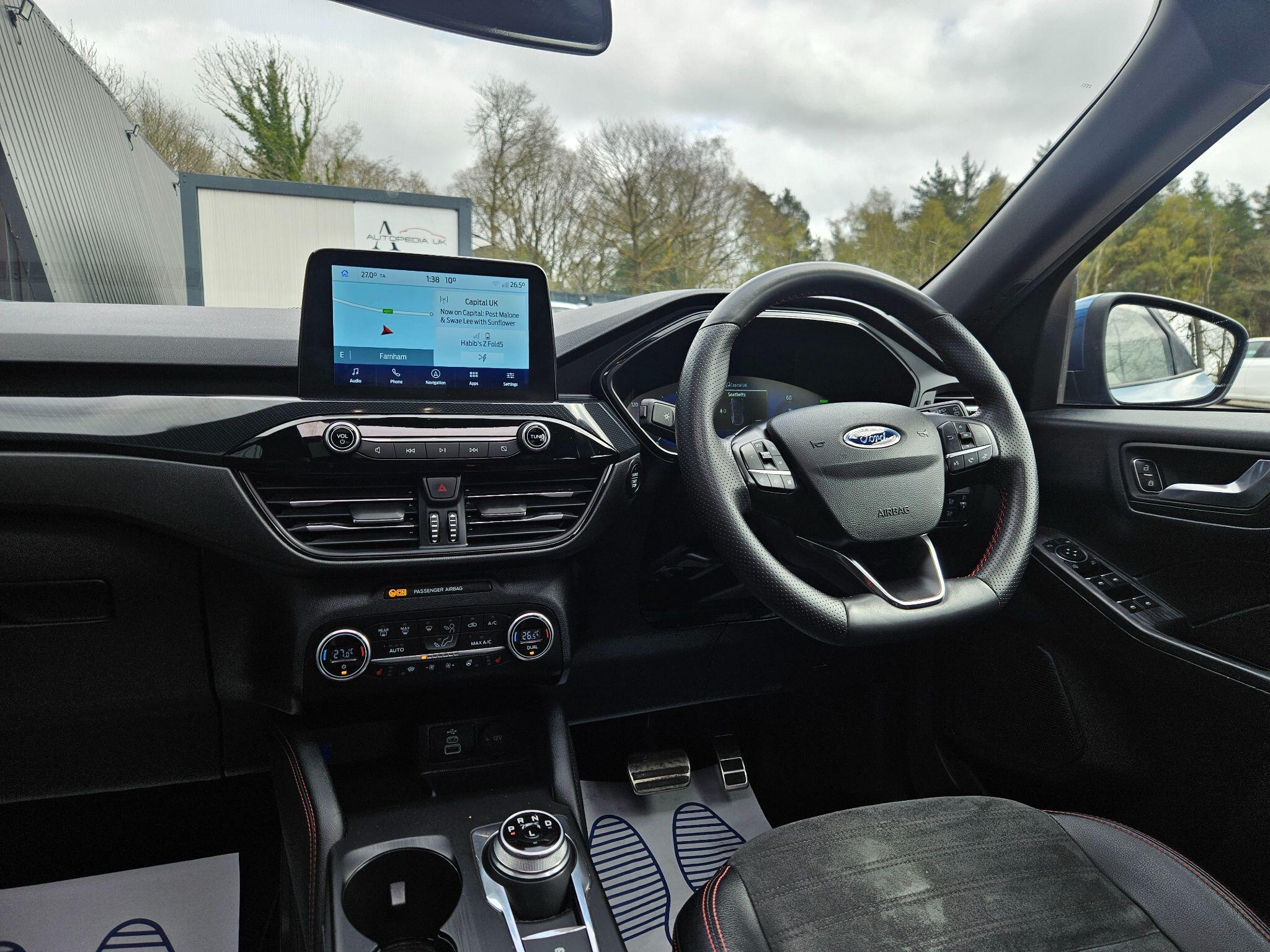 2022 Ford Kuga image 24