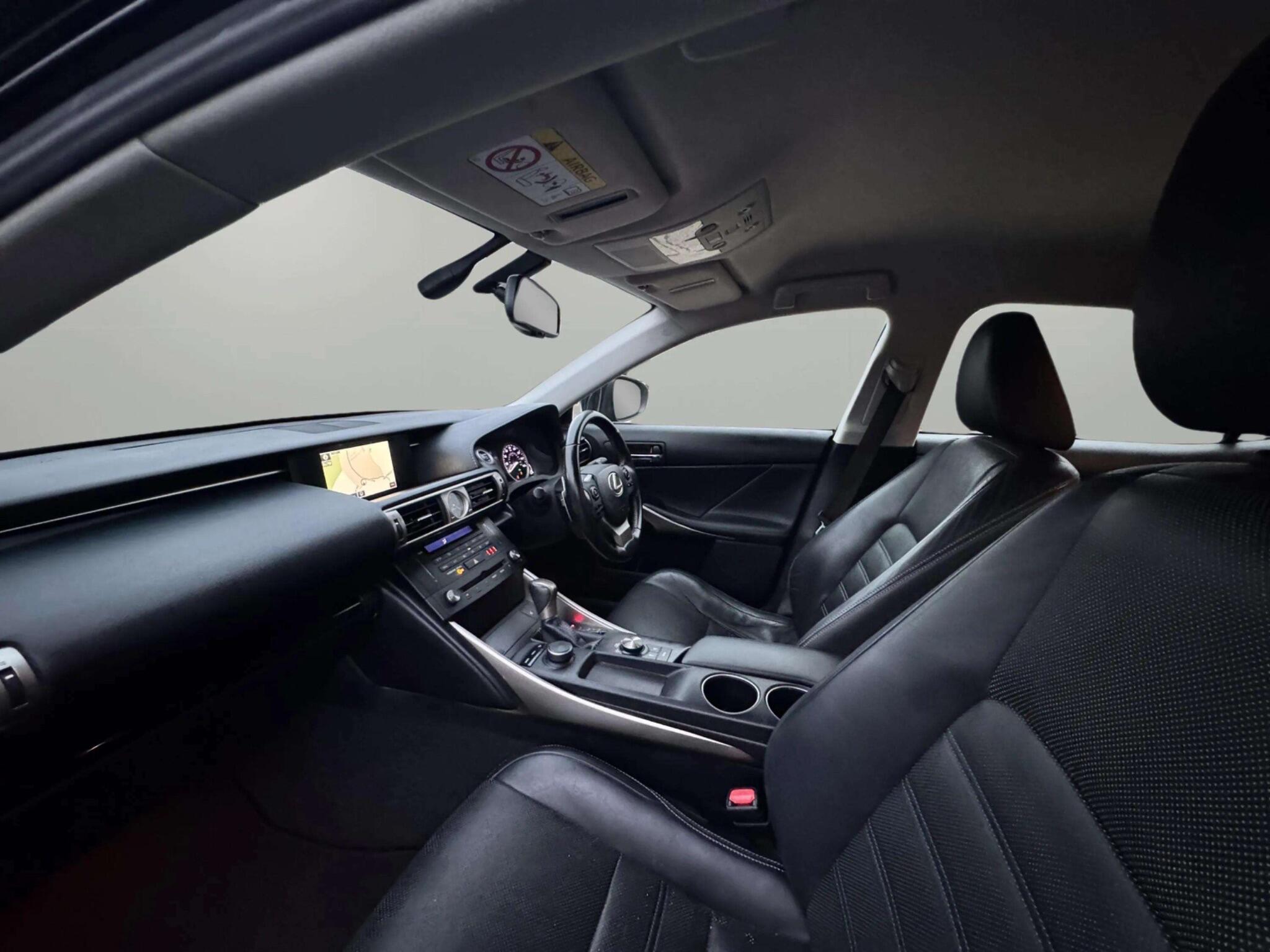 Lexus Is view 55