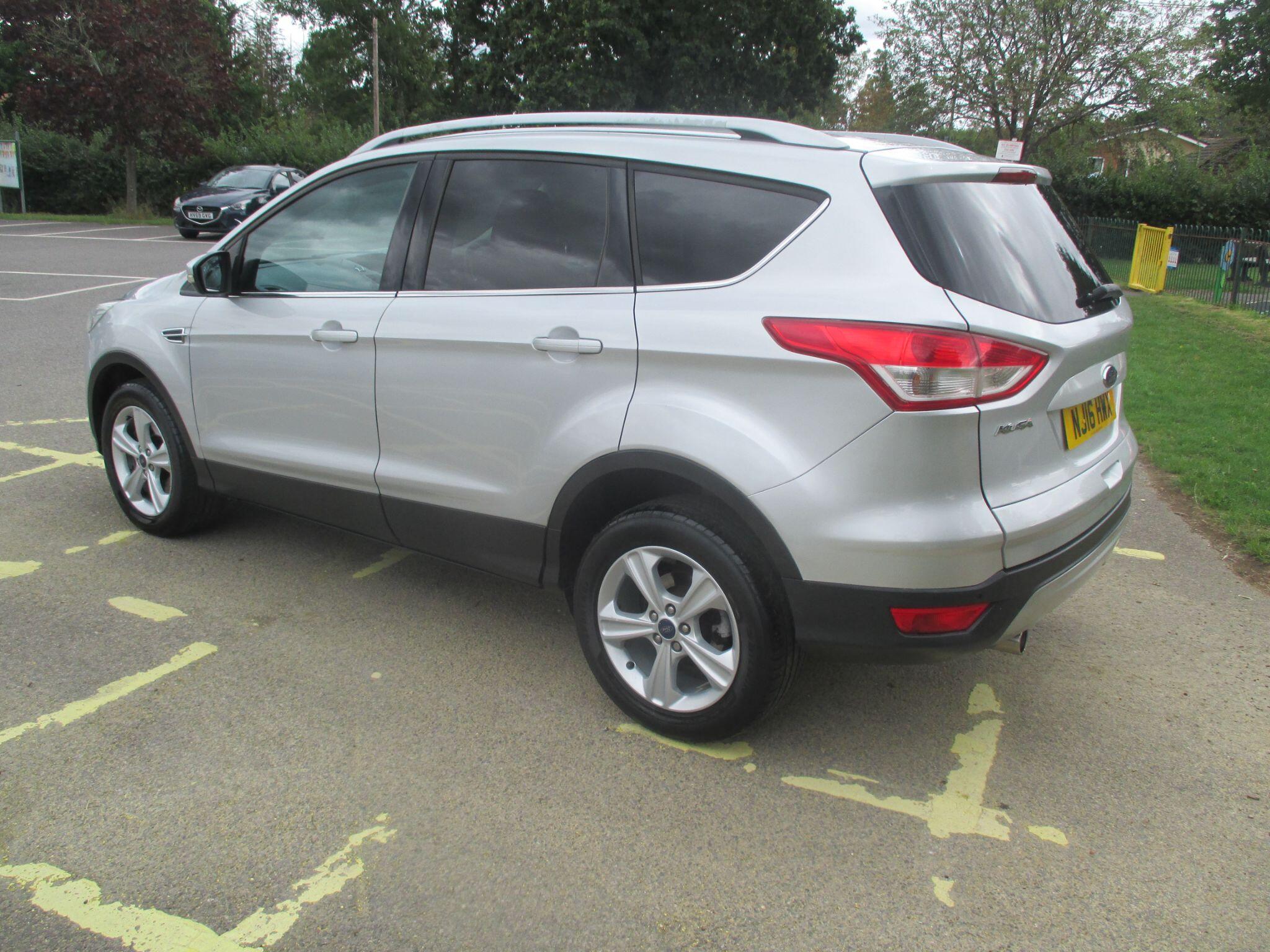 Ford Kuga view 18