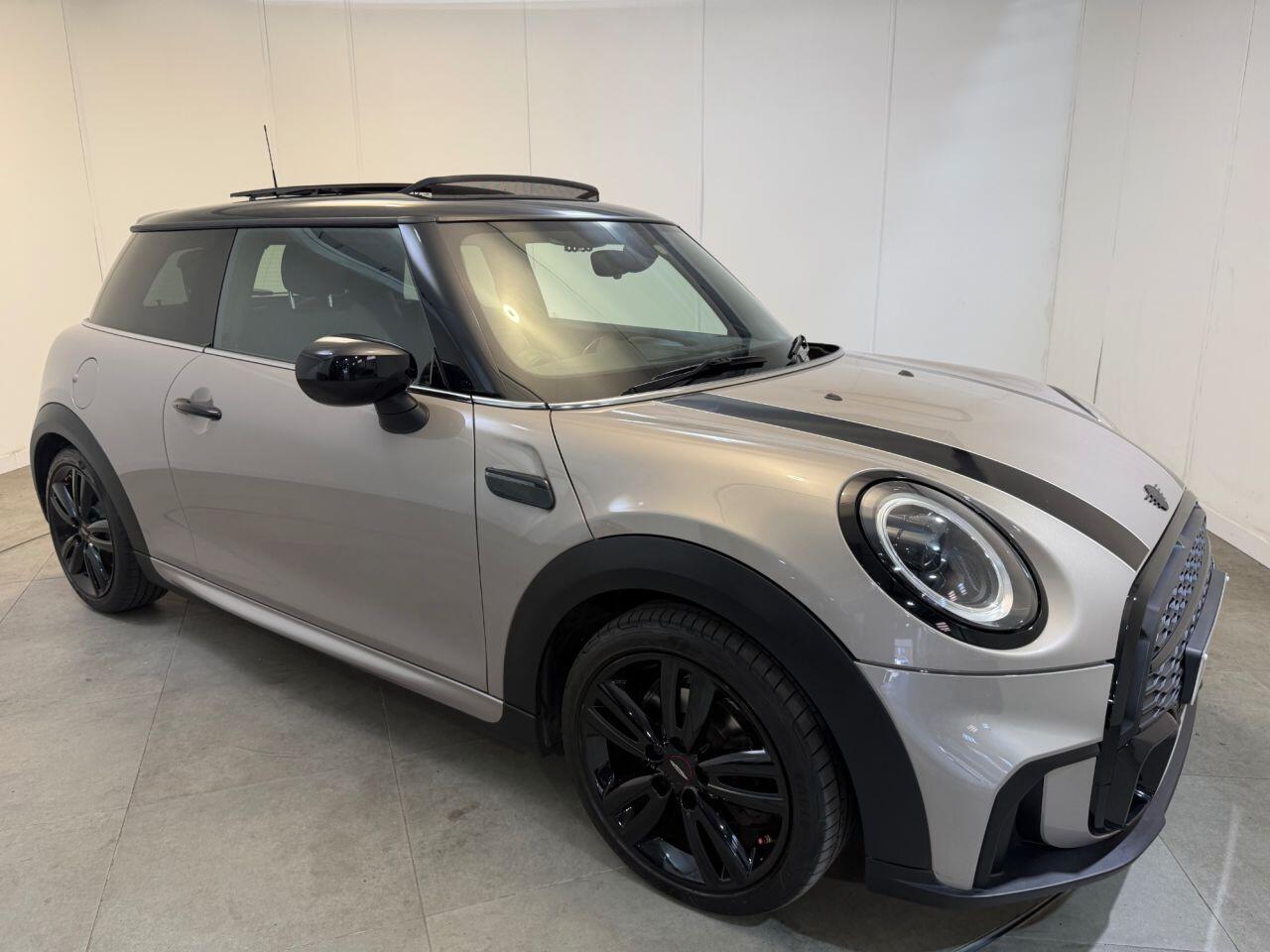 Mini Cooper view 5